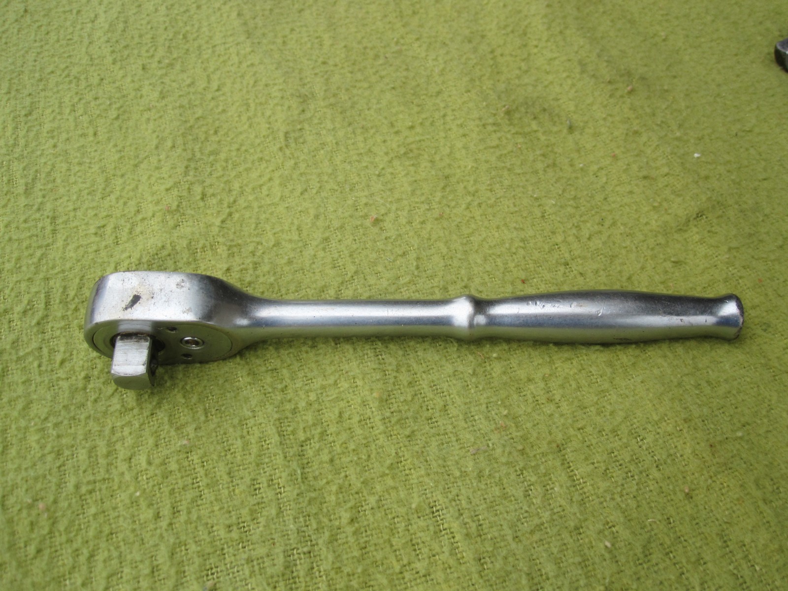 Snap On Vintage Standard 6-7/8″ Long 3/8″ Drive Ratchet USA F-70-M