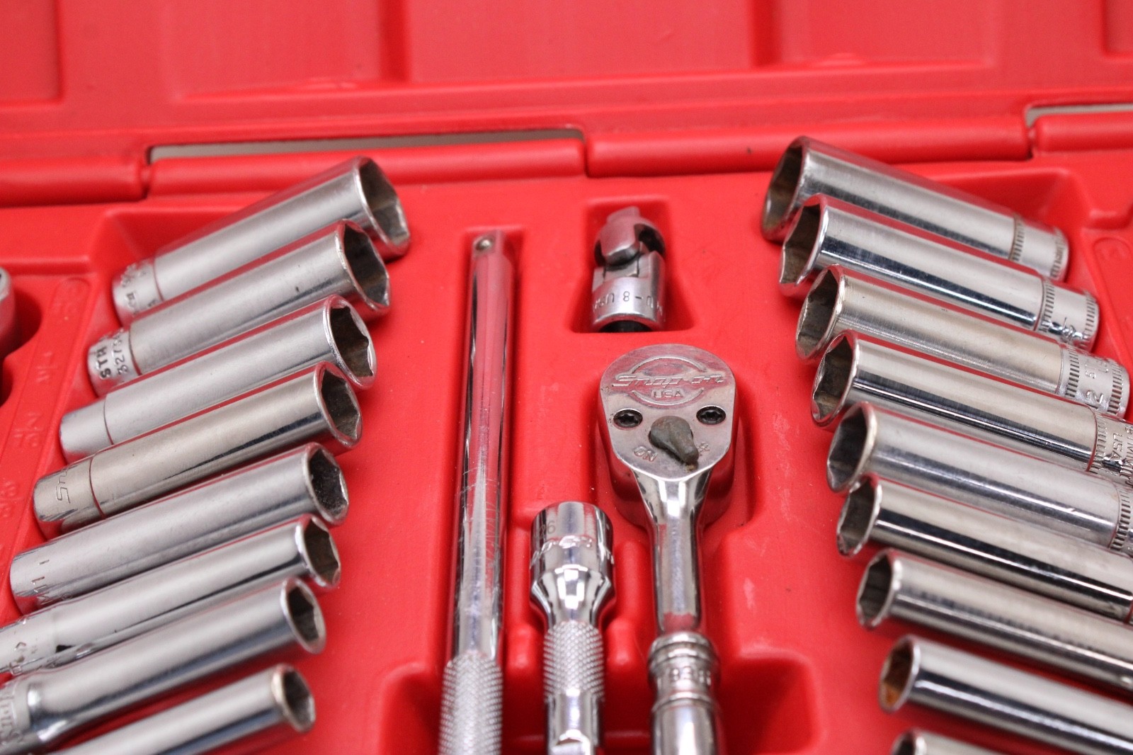 Snap-on 144TMPB 44 Piece 1/4″ Drive 6-Point Metric/ SAE General Service Set USA