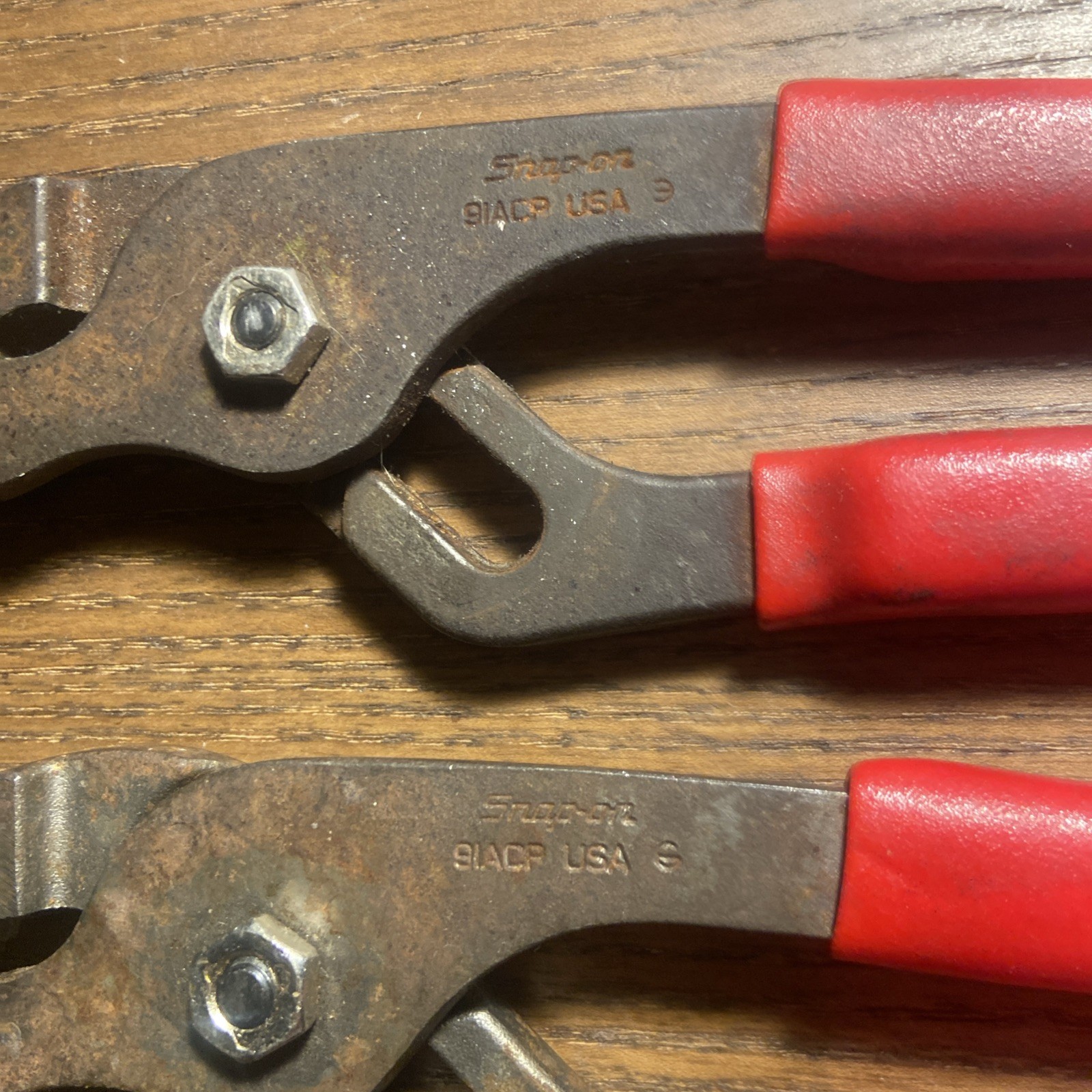 2 Pair of Snap On 91ACP Red 9″ Adjustable Joint Channel Pliers Free Shipping