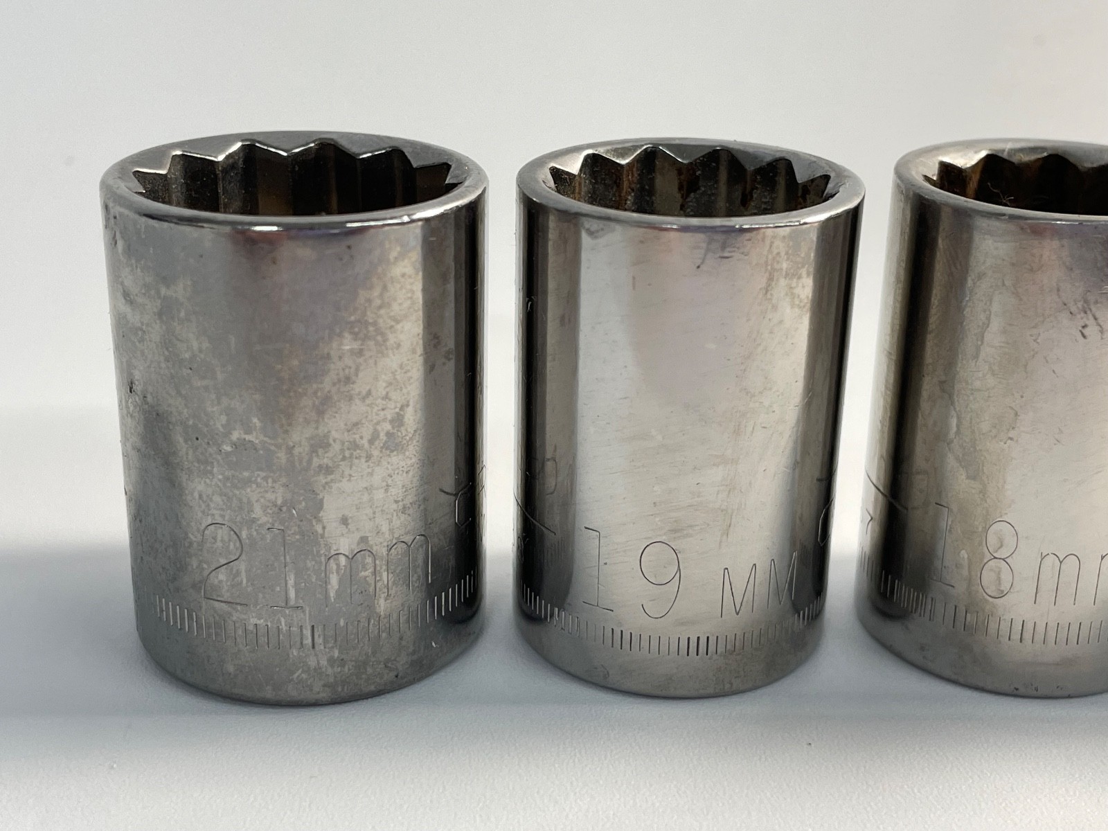 Craftsman – Lot Of 5 Metric Sockets, 1/2″ Drive – 21mm, 19mm, 18mm, 17mm, 15mm