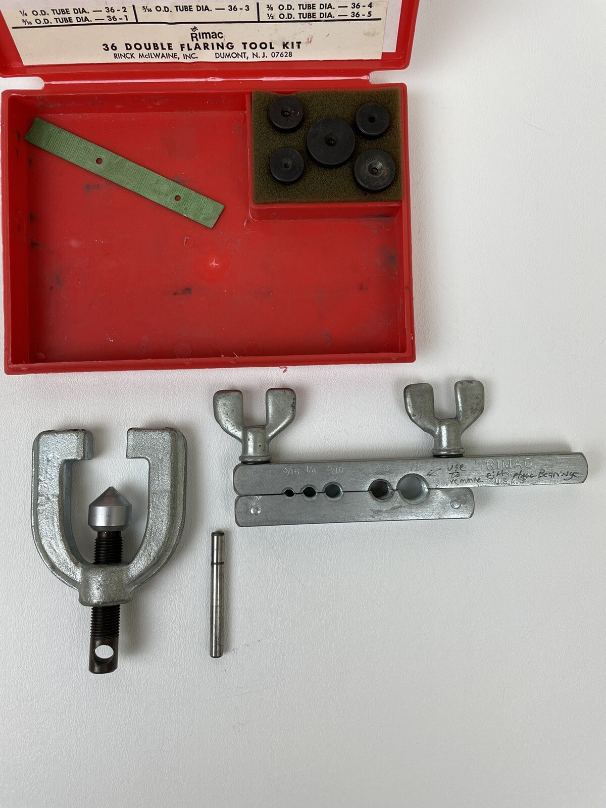 RIMAC TOOLS #36 Tubing Kit: 3/16″ to 1/2″ Range Double Flaring Tool w/ Yoke