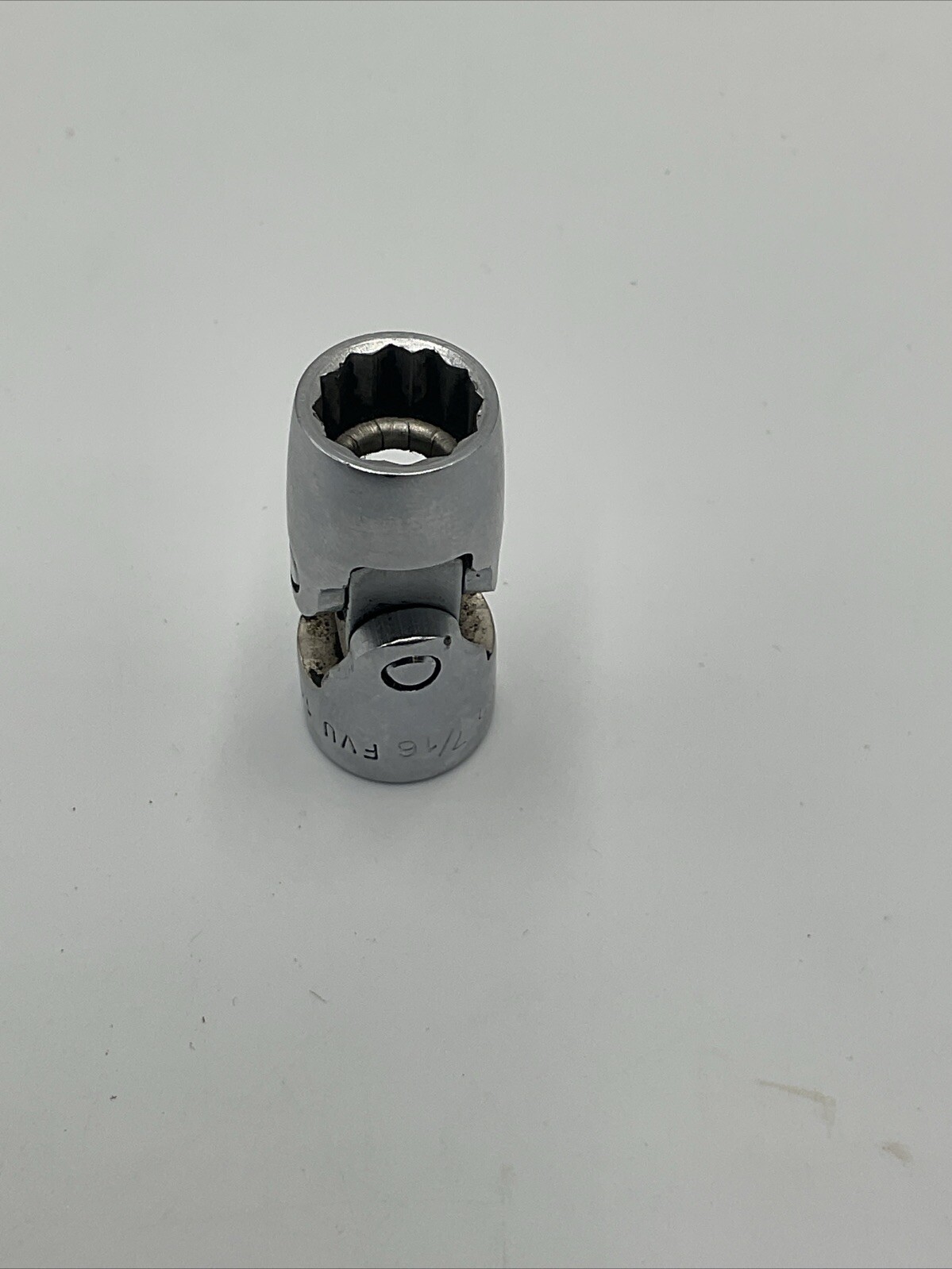 Snap-on 3/8″ Drive 12 Point 7/16” Shallow Swivel Socket SAE FVU14 USA !!! S1