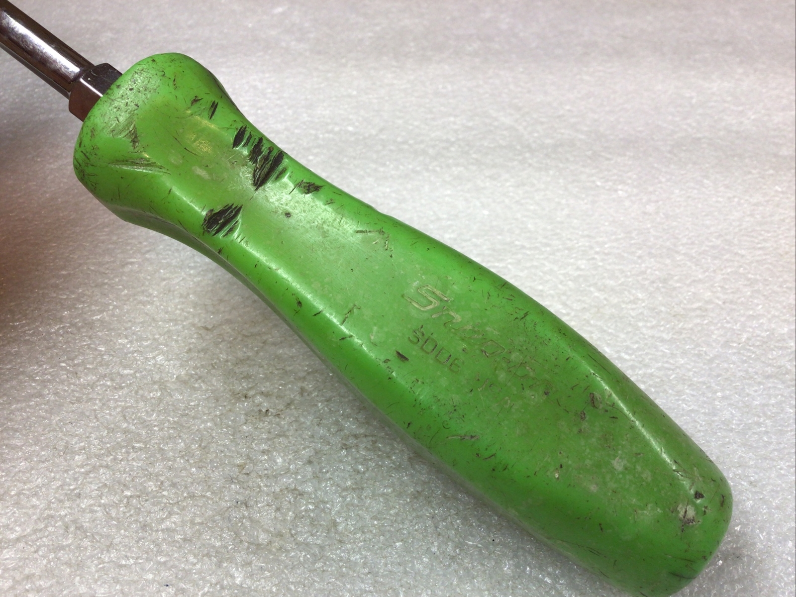 Snap On#SDD6 – 6” Long, Flat/Slot, Blade, Hard Green Handle, Screwdriver-USA-