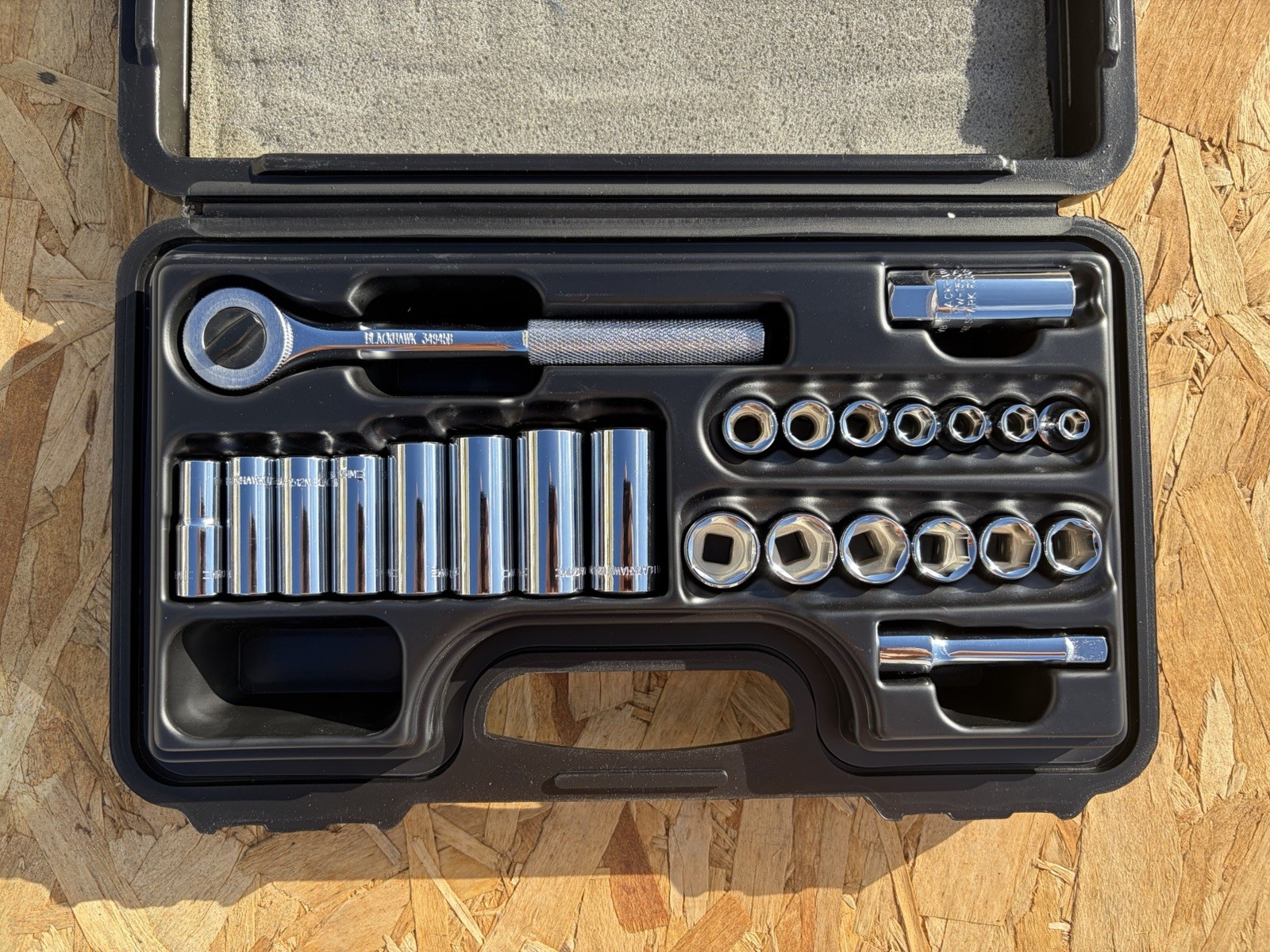 Blackhawk By Proto 3824-MNB 3/8″ Drive 24 Pc Metric Socket Set With Hard Case