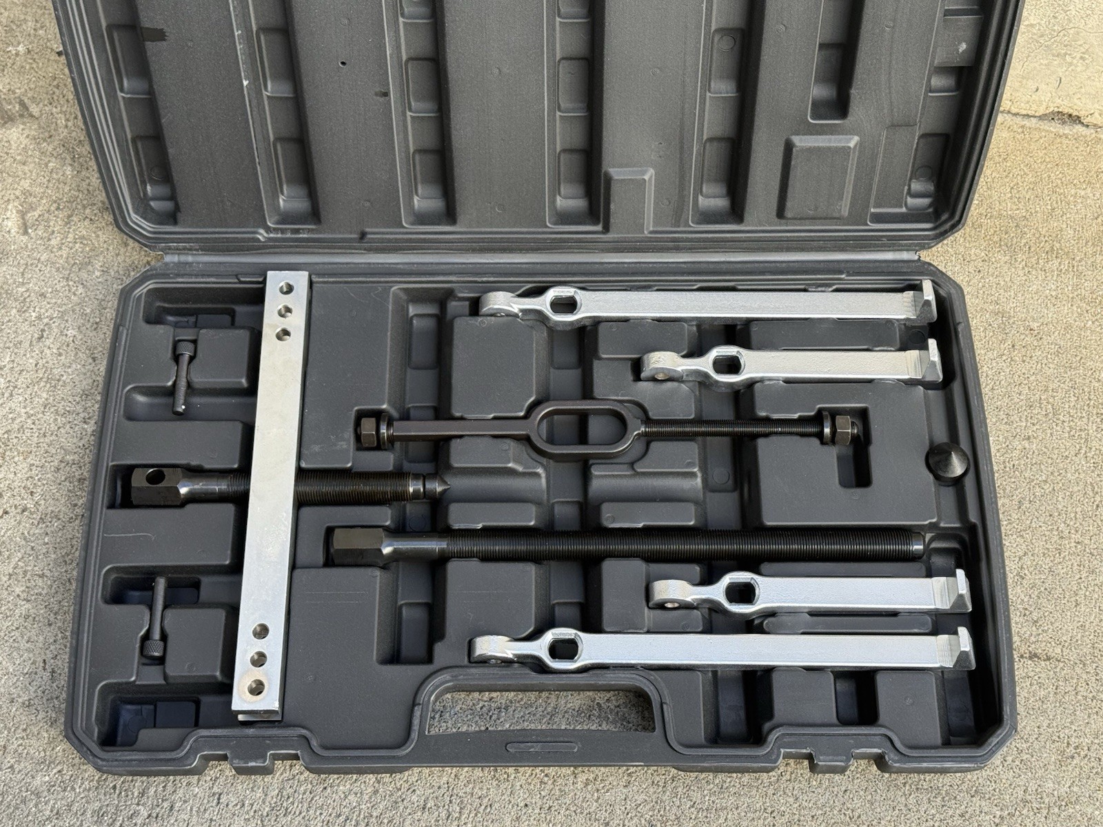 Multi Purpose 7 Ton Bearing and Pulley Puller Kit Spread 7”-11” & 5”-9” Reach