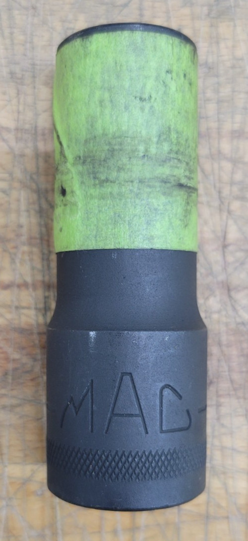Mac-Tools SVDPM166BRPT 16 Pc 1/2″ Dr 6pt Metric Deep Impact Socket Set – USED