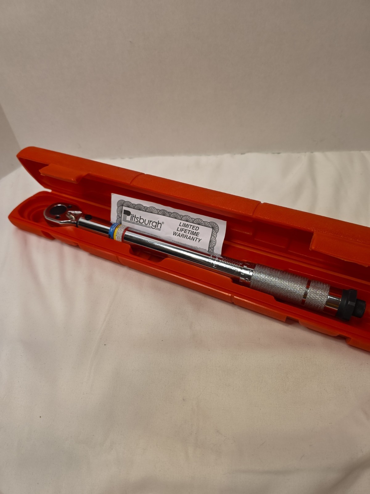 Pittsburgh Tools CLICK TYPE Torque Wrench with Case 3/8″ Drive Brand New