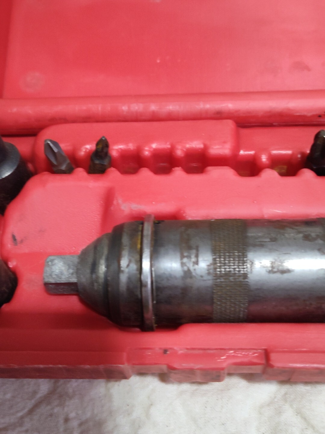 NICE MAC Tools 3/8” Drive Impact Driver with Partial Socket Bit Set D12
