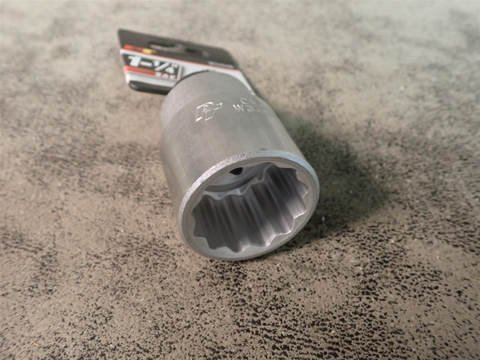 New Performance Tool W34540 SAE 1-1/4″ 12 Point 3/4″ Drive Socket (BN487)