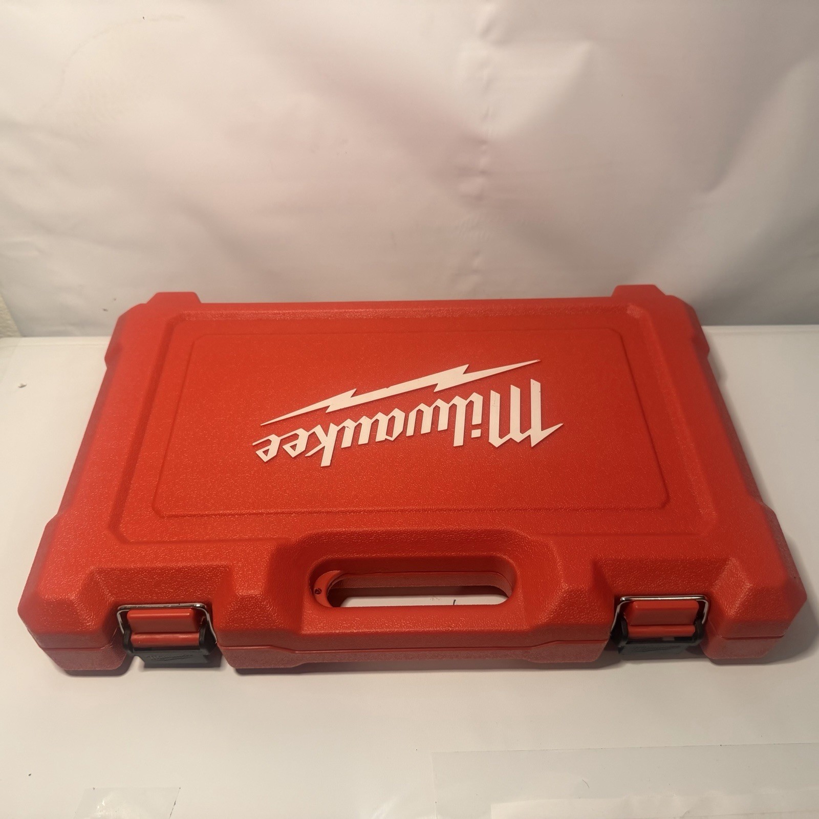 Milwaukee 49-66-7012 SHOCKWAVE Impact Duty 1/2″ Socket Set, 19 Pieces ***MINT***