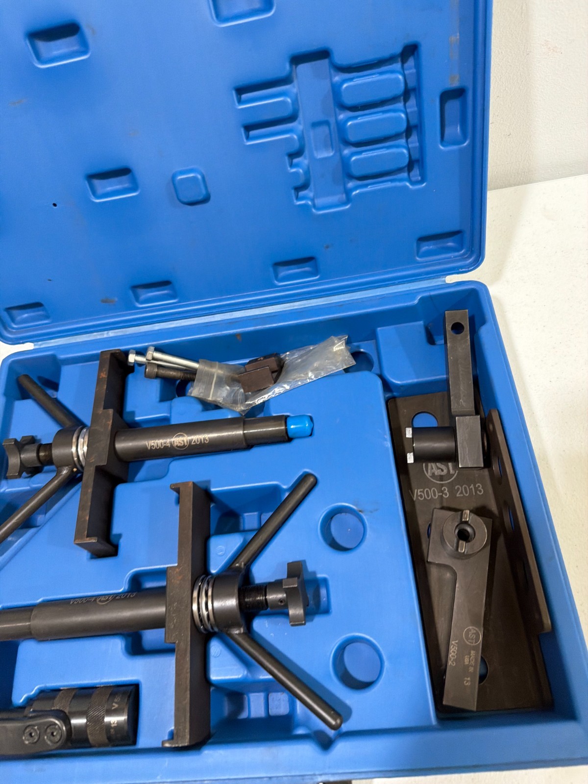 Assenmacher AST V500 Volvo camshaft crankshaft alignment tool 6E