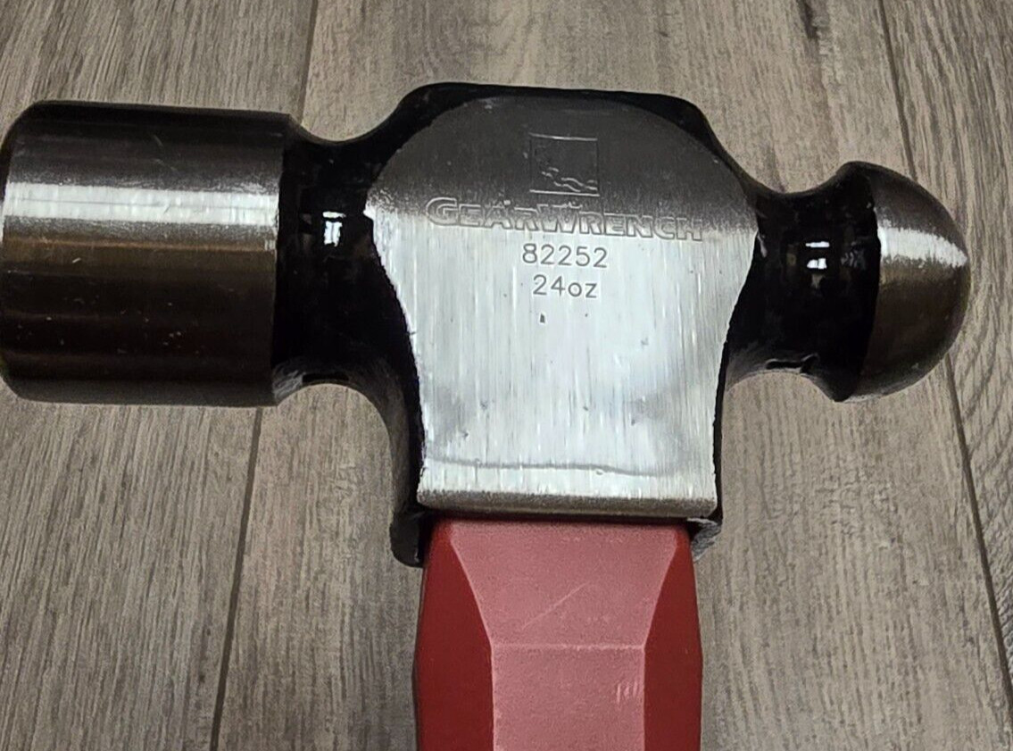 Gearwrench 24oz Ball Peen Hammer w/ Fiberglass Handle & Rubber Grip #82252