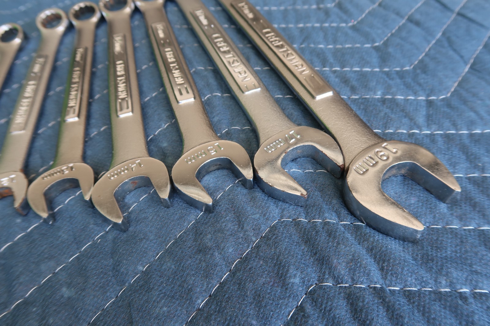 9 – Craftsman Metric Combinations Wrenches -VV- See description for sizes. USA