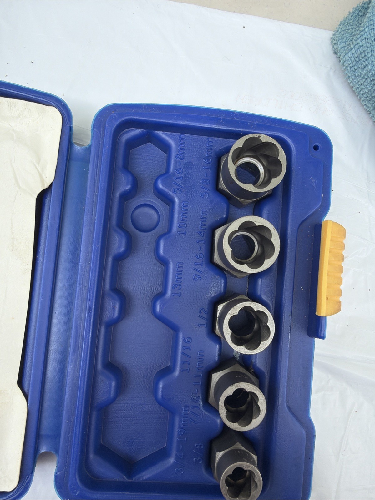 5 Piece Irwin BOLT-GRIP Bolt Extractor Expansion Set 394002 Missing One