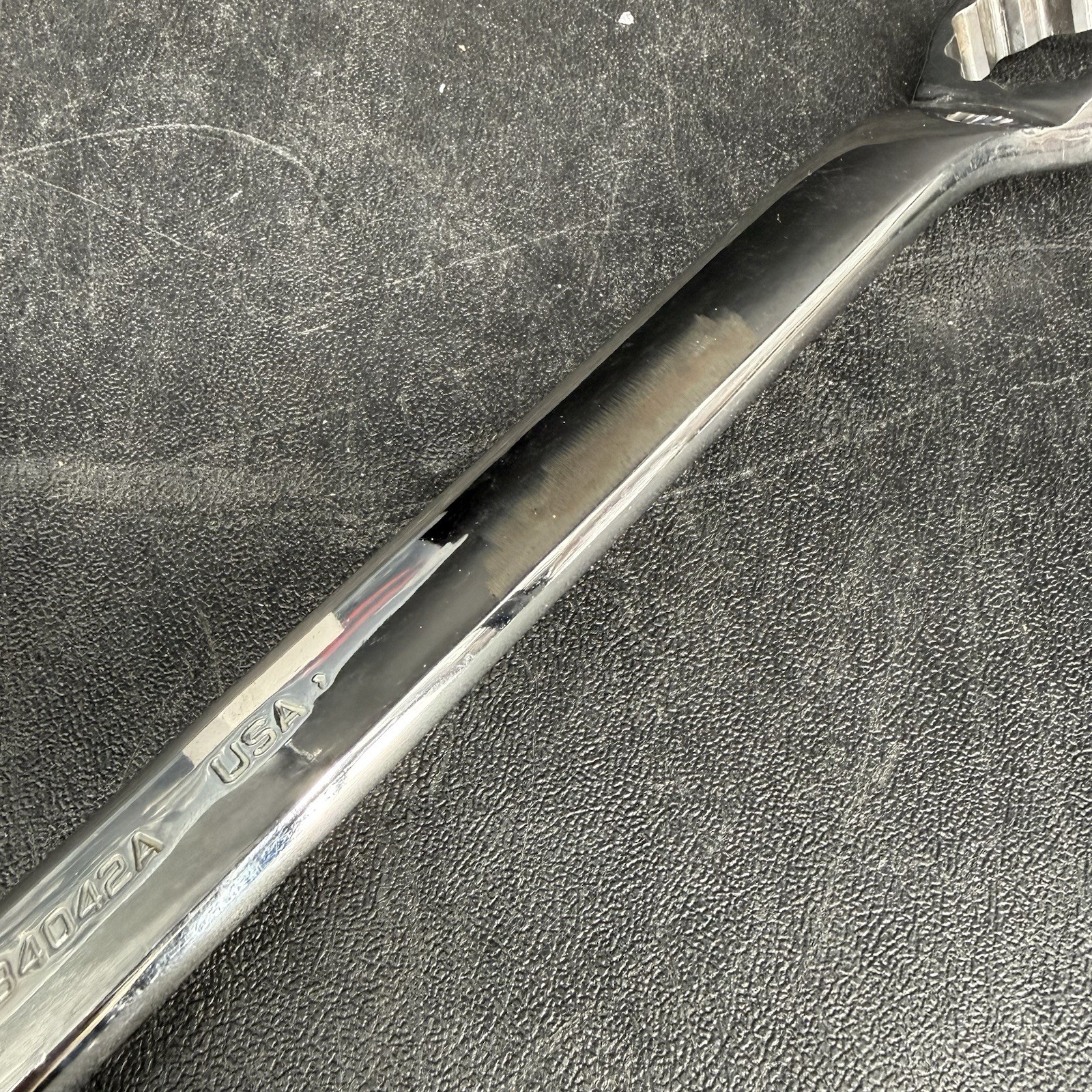 Snap On Tools XB4042A 1-1/4″ X 1-5/16″ 12 Point SAE 10* Offset Box End Wrench