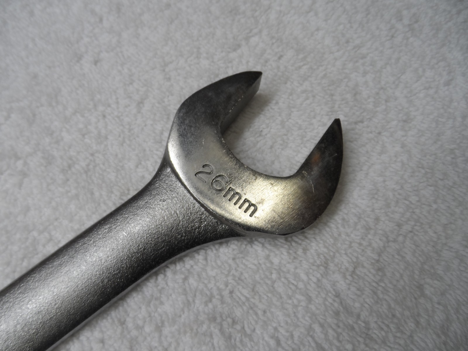 Craftsman Metric MM Combination Wrench, USA 12pt, 26mm – Part # 42932 (sticker)