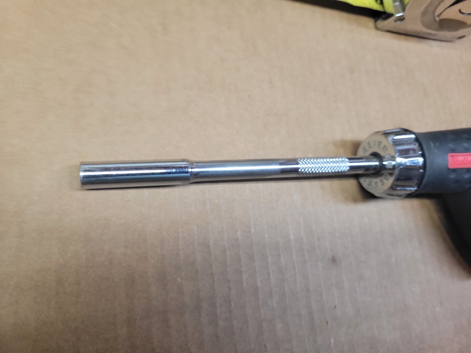 Black Hawk Pistol Grip Ratcheting Magnetic Tip Screwdriver w/ 6 bits No 9000R-2