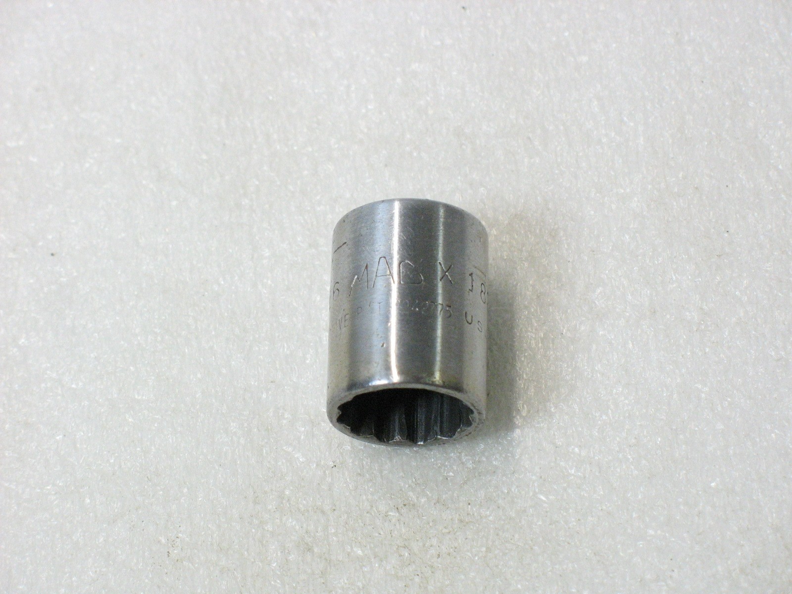 Mac Tools 9/16″ Shallow 3/8″ Drive 12 Point Chrome Socket X182FD