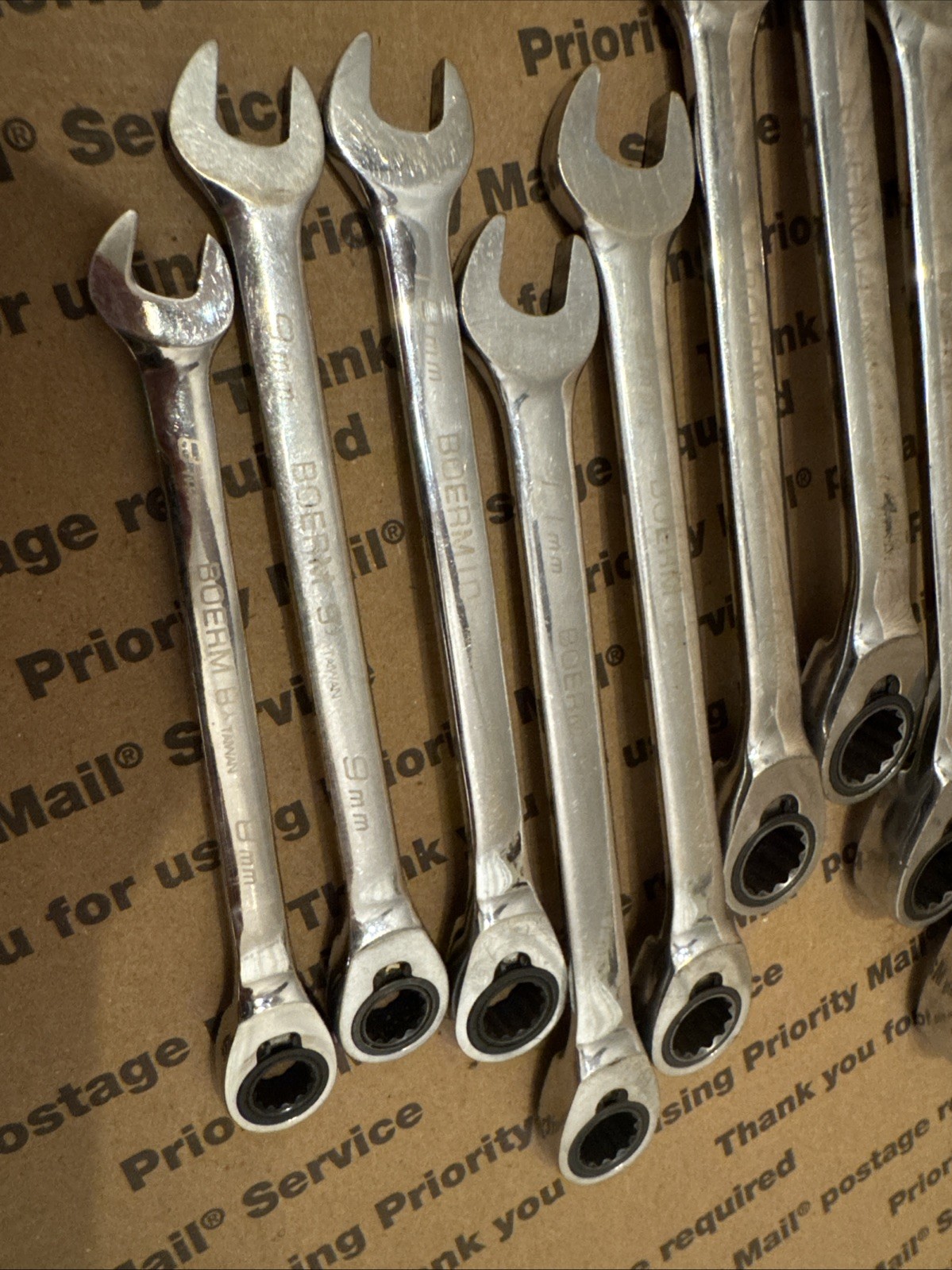 Blue Point 12 Pc Metric Reversible Ratcheting Wrench Set 8-19mm BOERM712