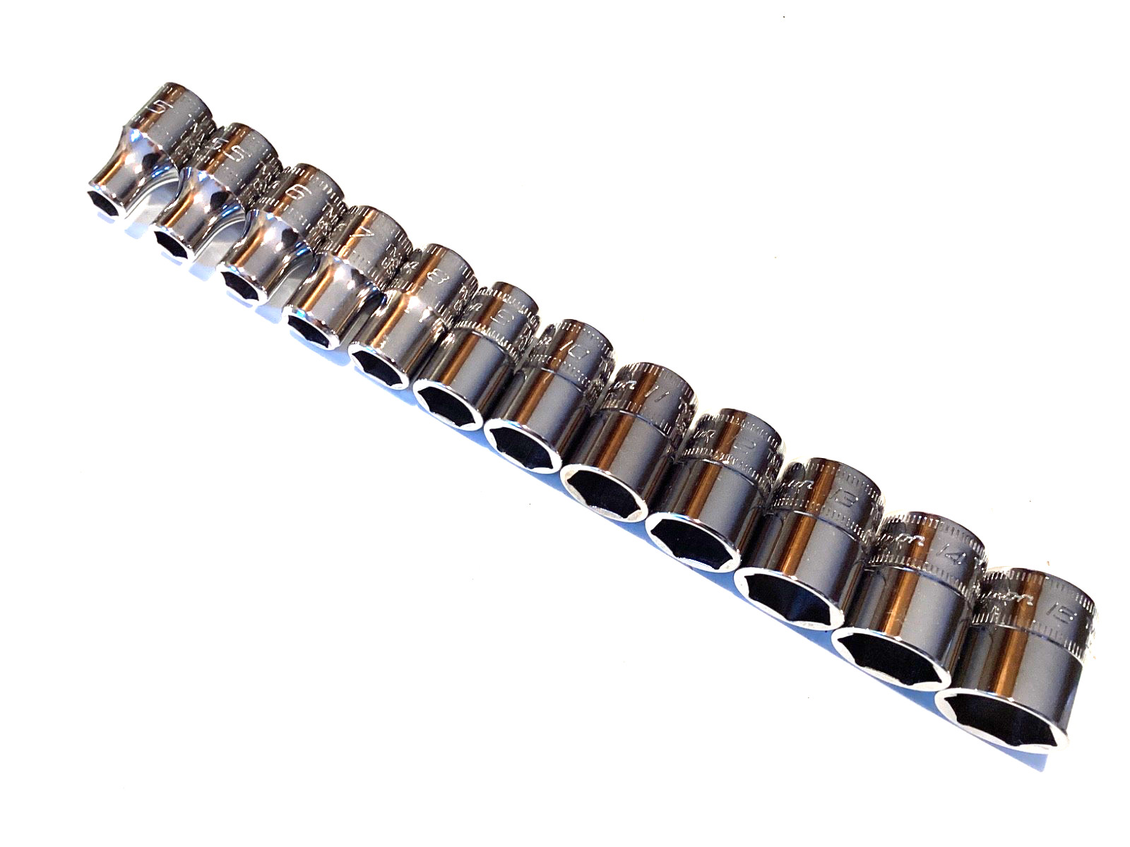 Snap On Tools NEW 12 Piece 1/4″ Drive 6 Point Metric Shallow Socket Set 112TMMY