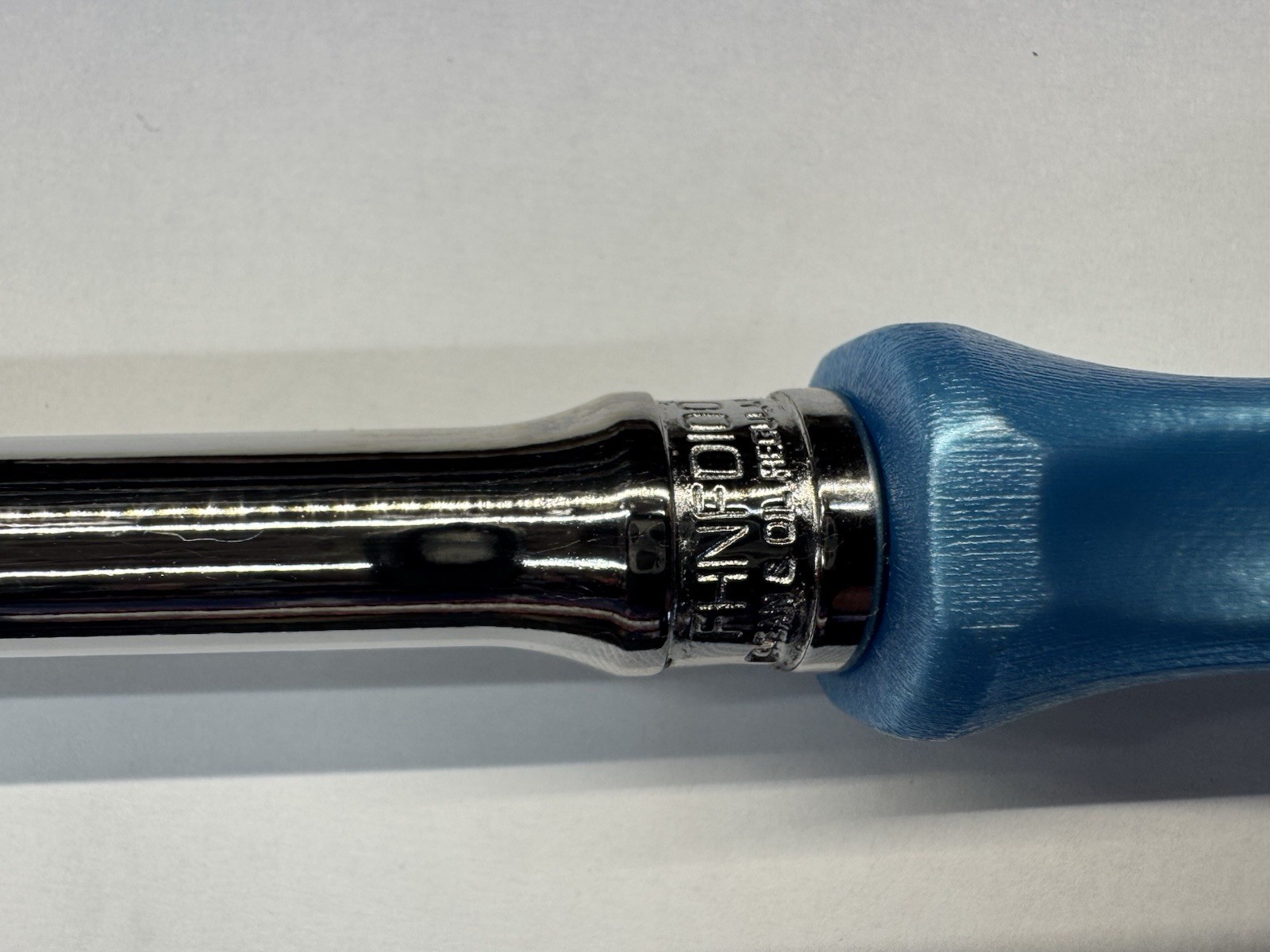 *Brand New* Snap On 3/8 Swivel Head Pearl Blue Hard Handle Ratchet FHNFD100PB