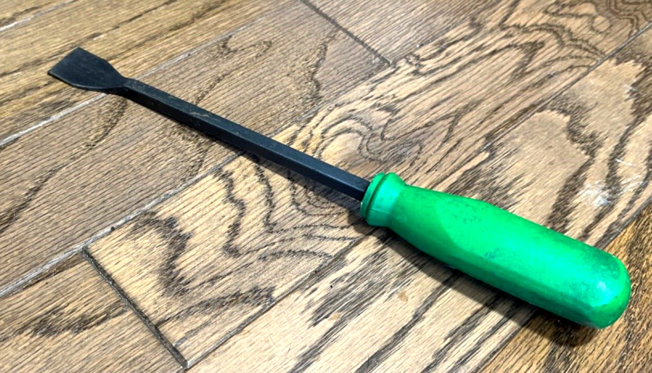 Matco Tools 12″ Long Rigid Blade Gasket Carbon Scraper Screwdriver Green 1″