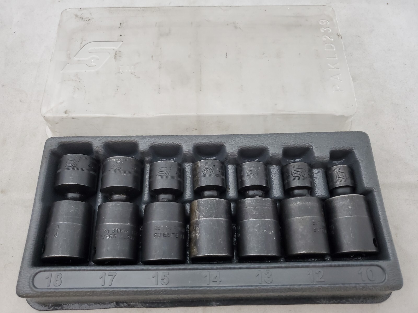 Snap On 207IPFM Metric Flank Drive Shallow Impact Swivel Socket Set, 7Pc 3/8Dr