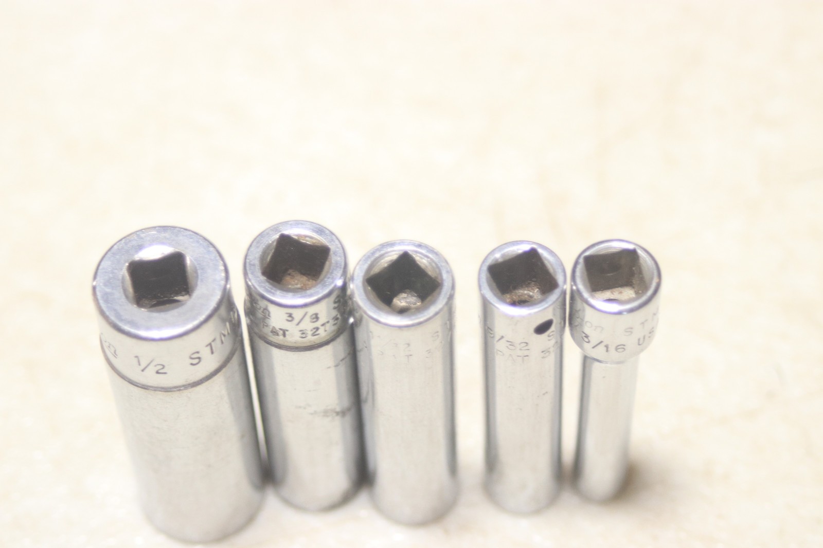 Lot of 13 Snap On 1/4 Inch Drive SAE 6 Point Sockets 3/16 to 9/16