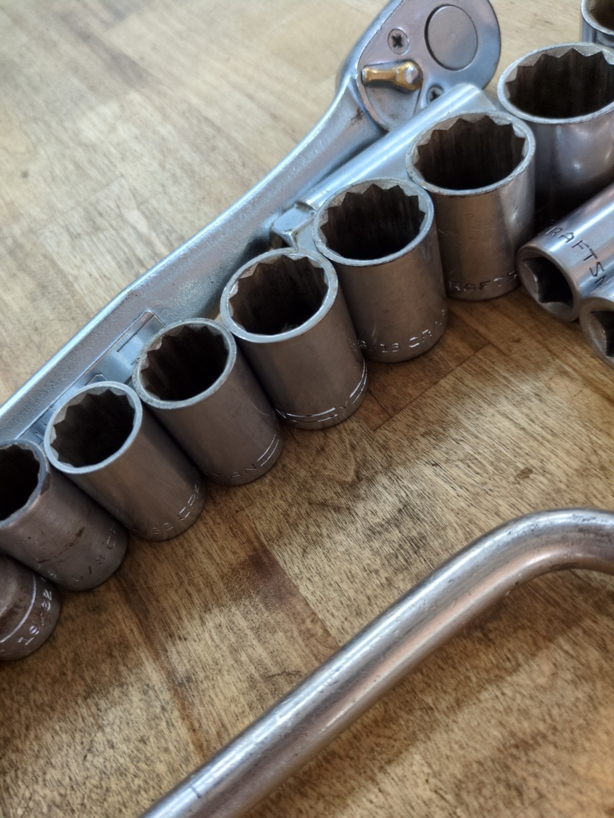 Craftsman Vintage =V= Series 23 Pc Ratchet Socket Set 1/2″ Drive 12 Pt USA