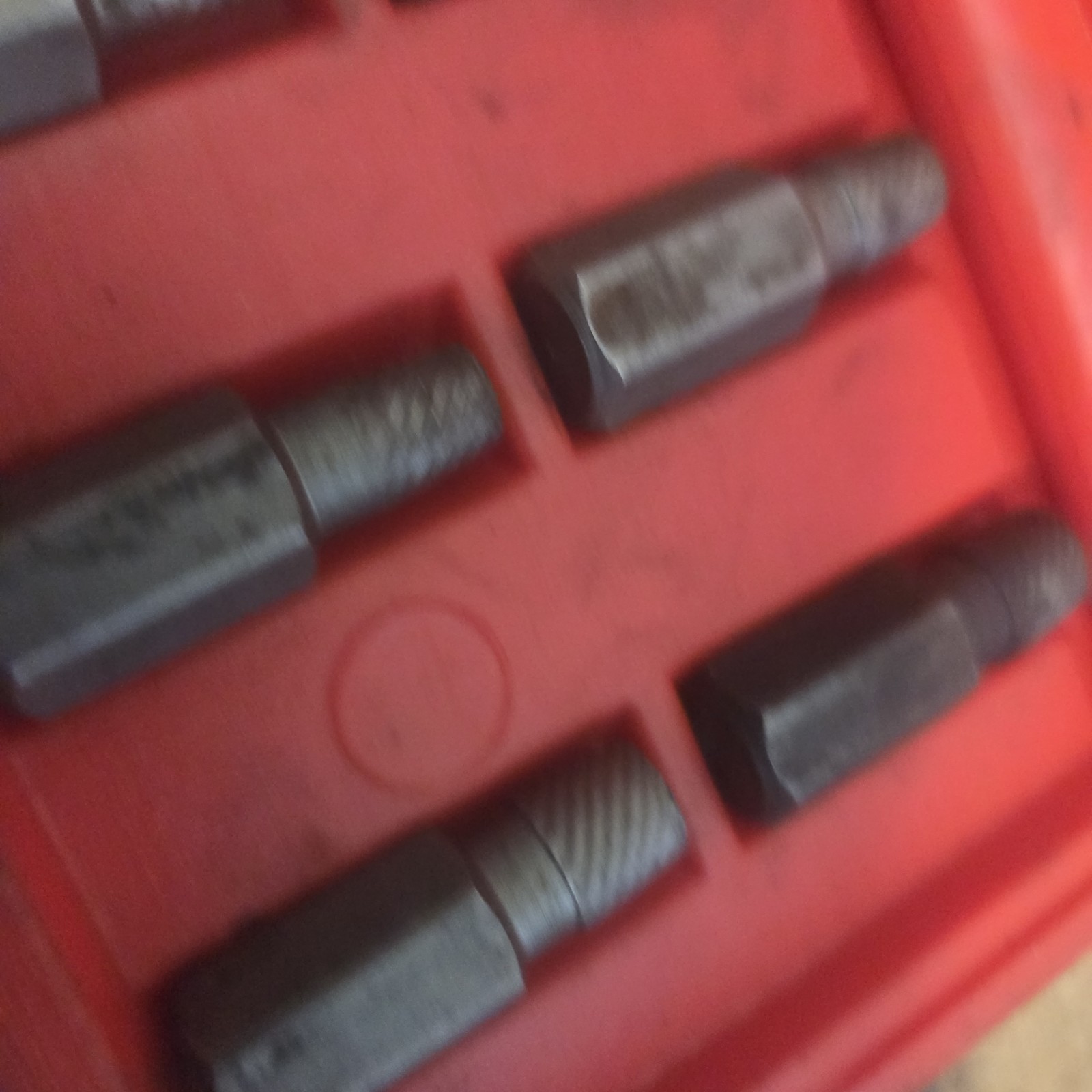 Matco Tools SEXS10 9 piece Hexagonal Head Multi Spline Screw Extractor Set