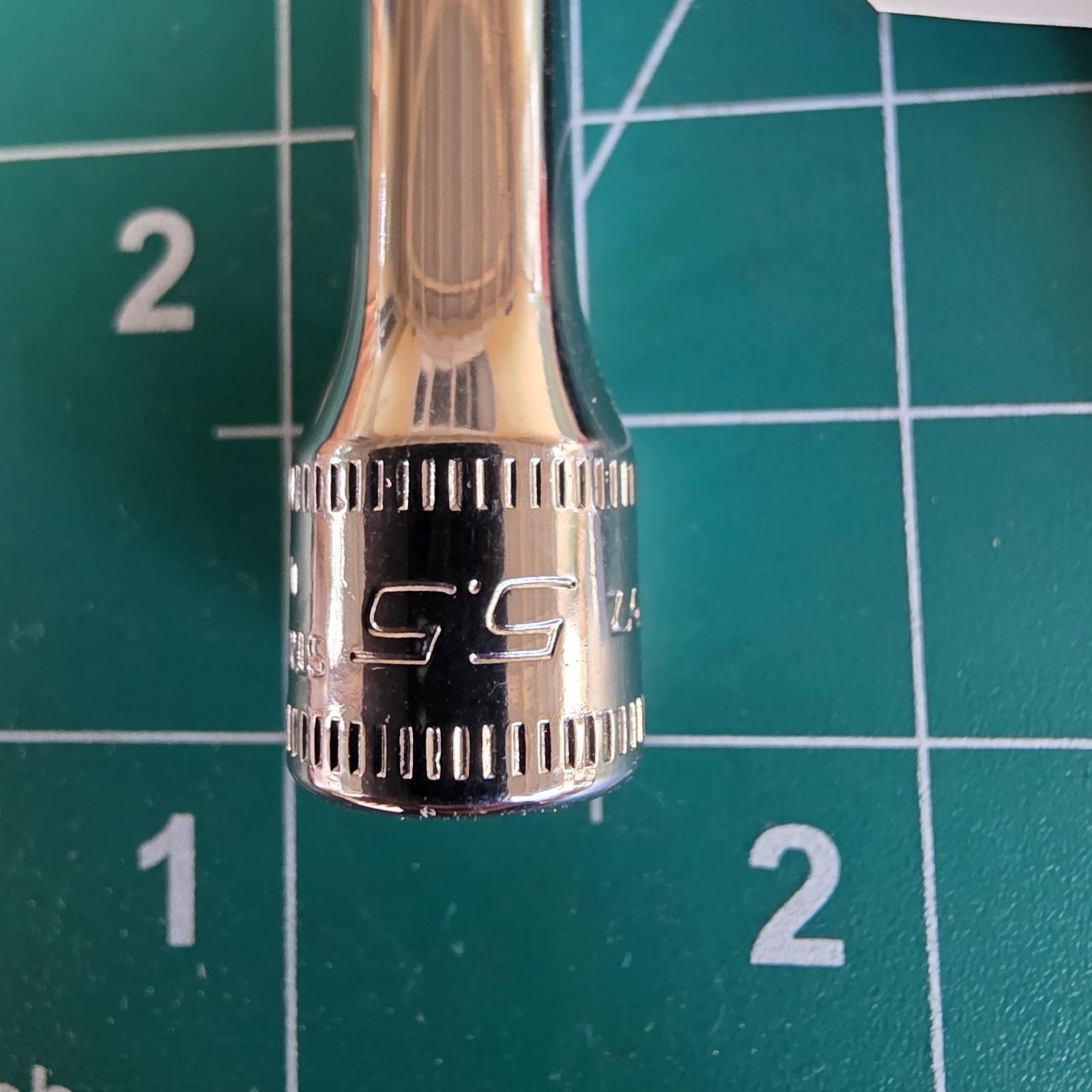Snap-on Tools USA 1/4″ Drive 5.5mm Metric Deep 6 Point Chrome Socket STMM5.5