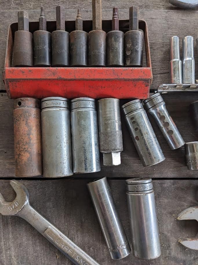 Snap on, Matco, MAC, etc. mixed lot of various swivel/sockets and sizes-Trays