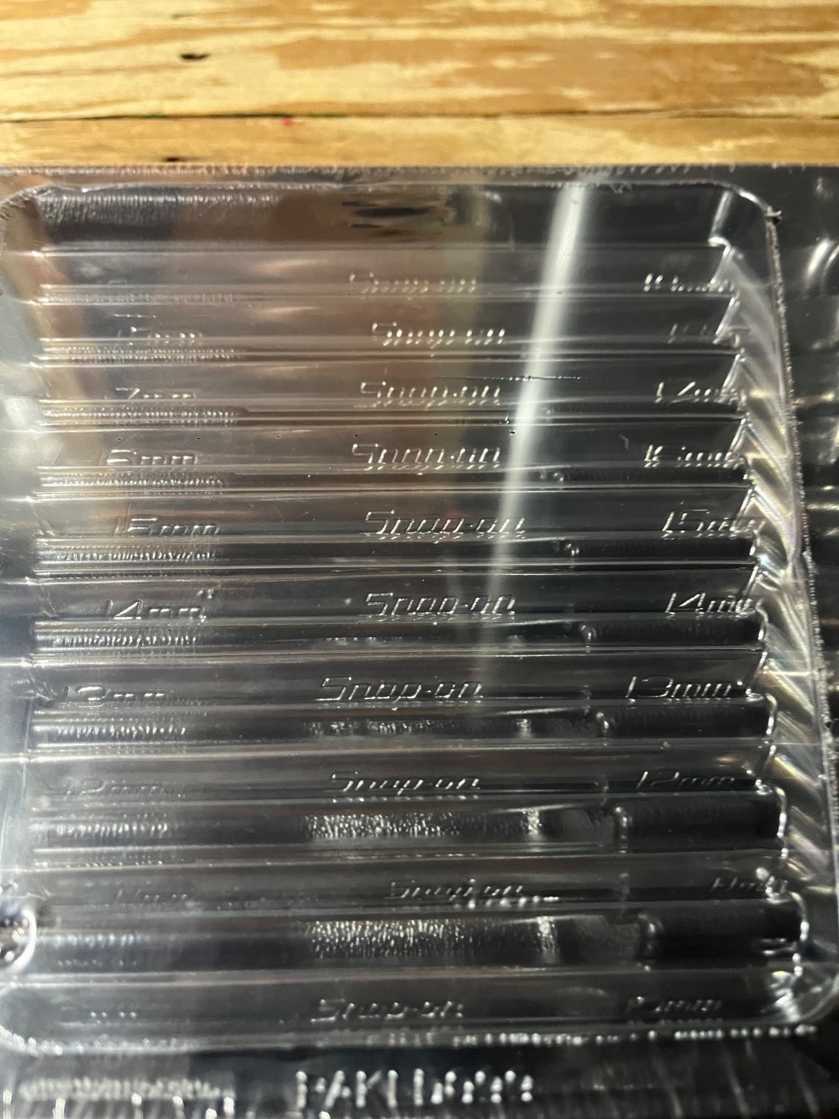 Snap-on 10 PC Metric Combination Wrench – OEXM710B
