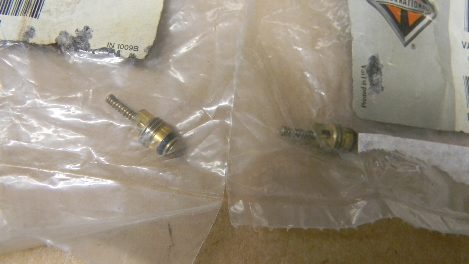 INTERNATIONAL TRUCK PARTS 7PC LOT