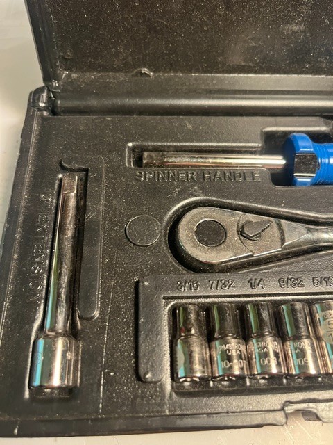 ARMSTRONG 1/4″ drive socket set 13 pcs with case USA