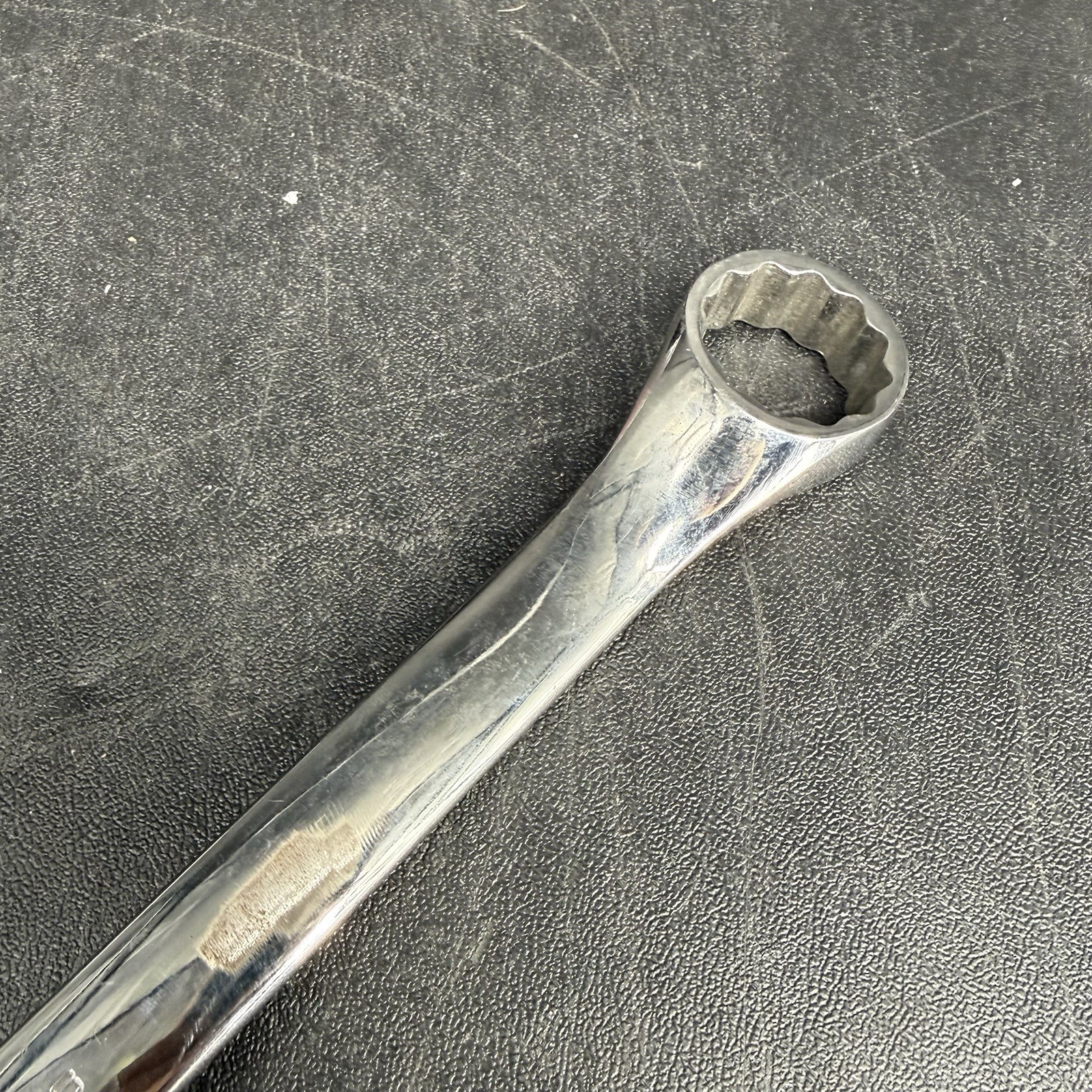 Snap On Tools XB4042A 1-1/4″ X 1-5/16″ 12 Point SAE 10* Offset Box End Wrench