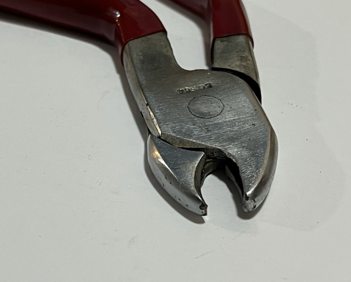 SG654 Angled Hog Ring Staple Upholstery Ringer Specialty Pliers Stainless