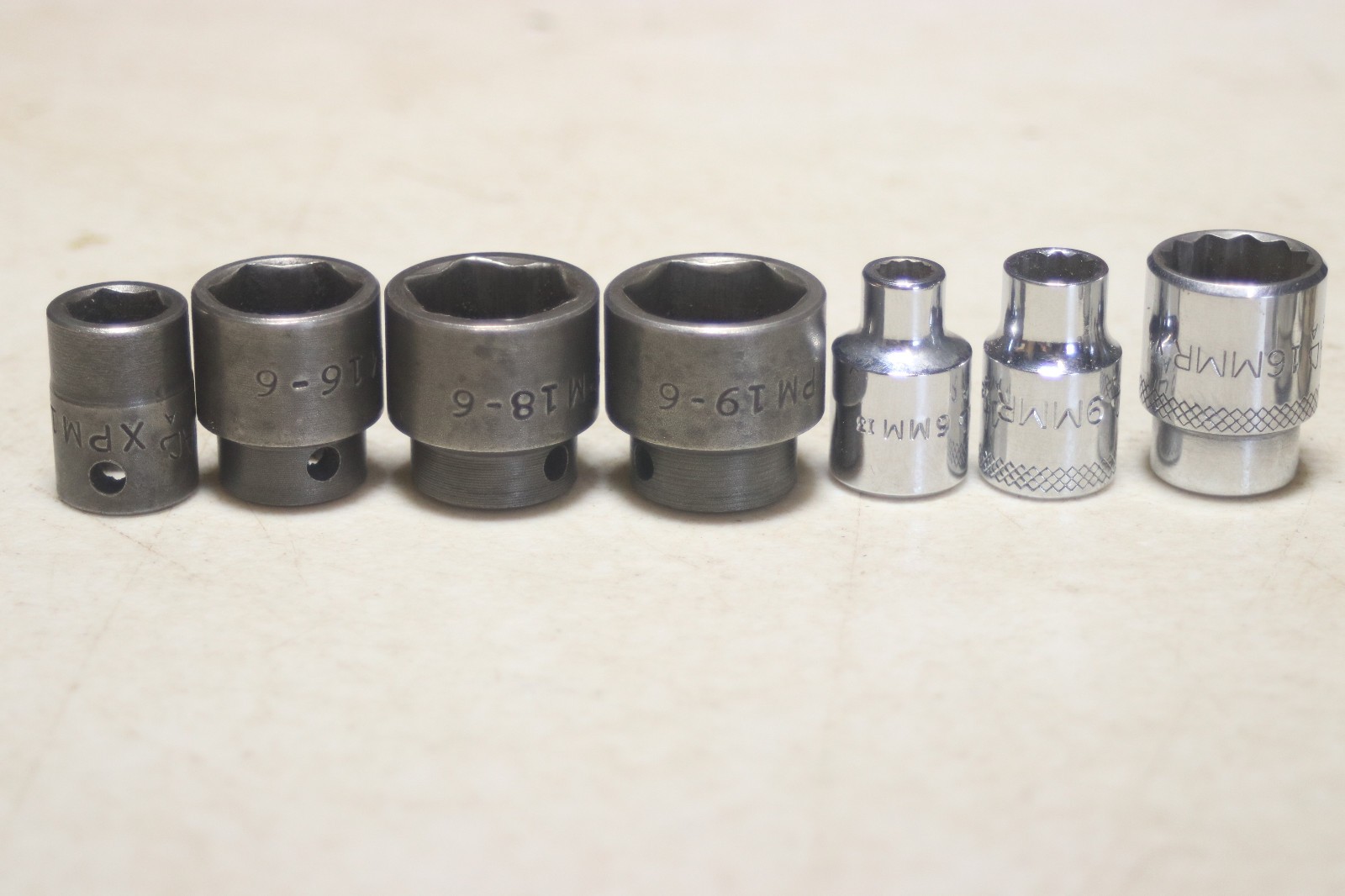 Lot of 50 MAC Tools 3/8 & 1/2 Inch Drive Sockets ALL Different SAE & Metric