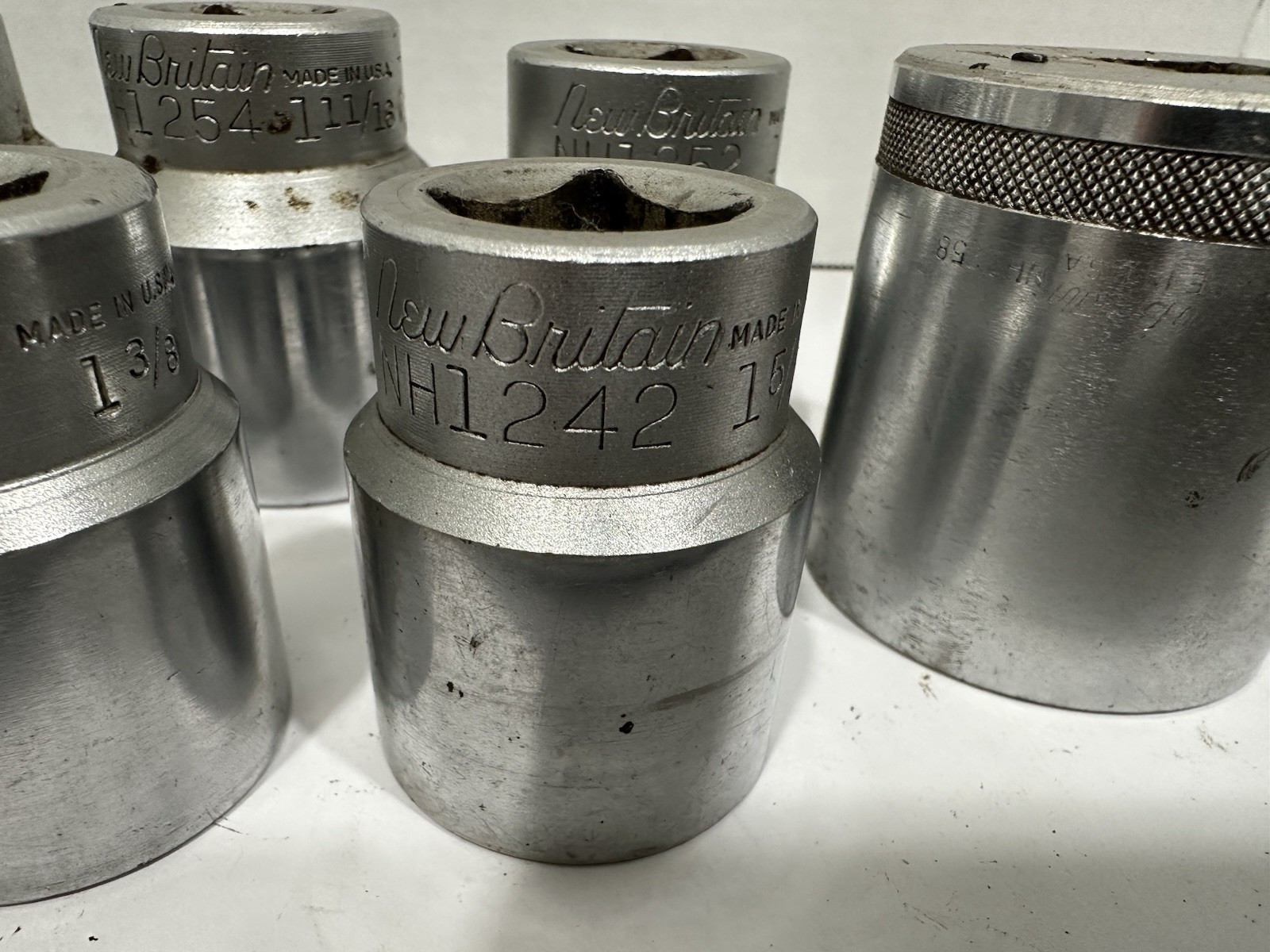 Vintage New Britain 3/4” Socket Set 1”-2” Sockets Breaker Bar.
