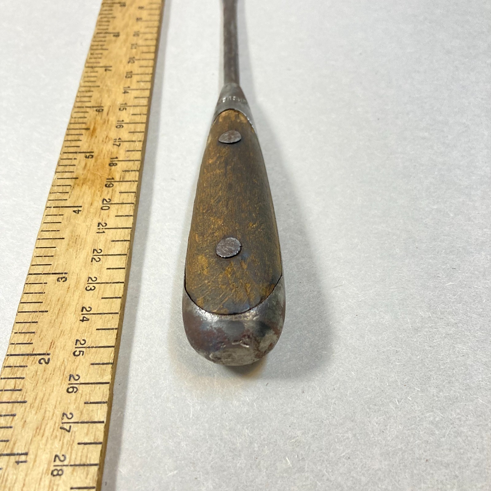 Vintage Hercules Perfect Screwdriver Flat Slotted Wood Handle 8″