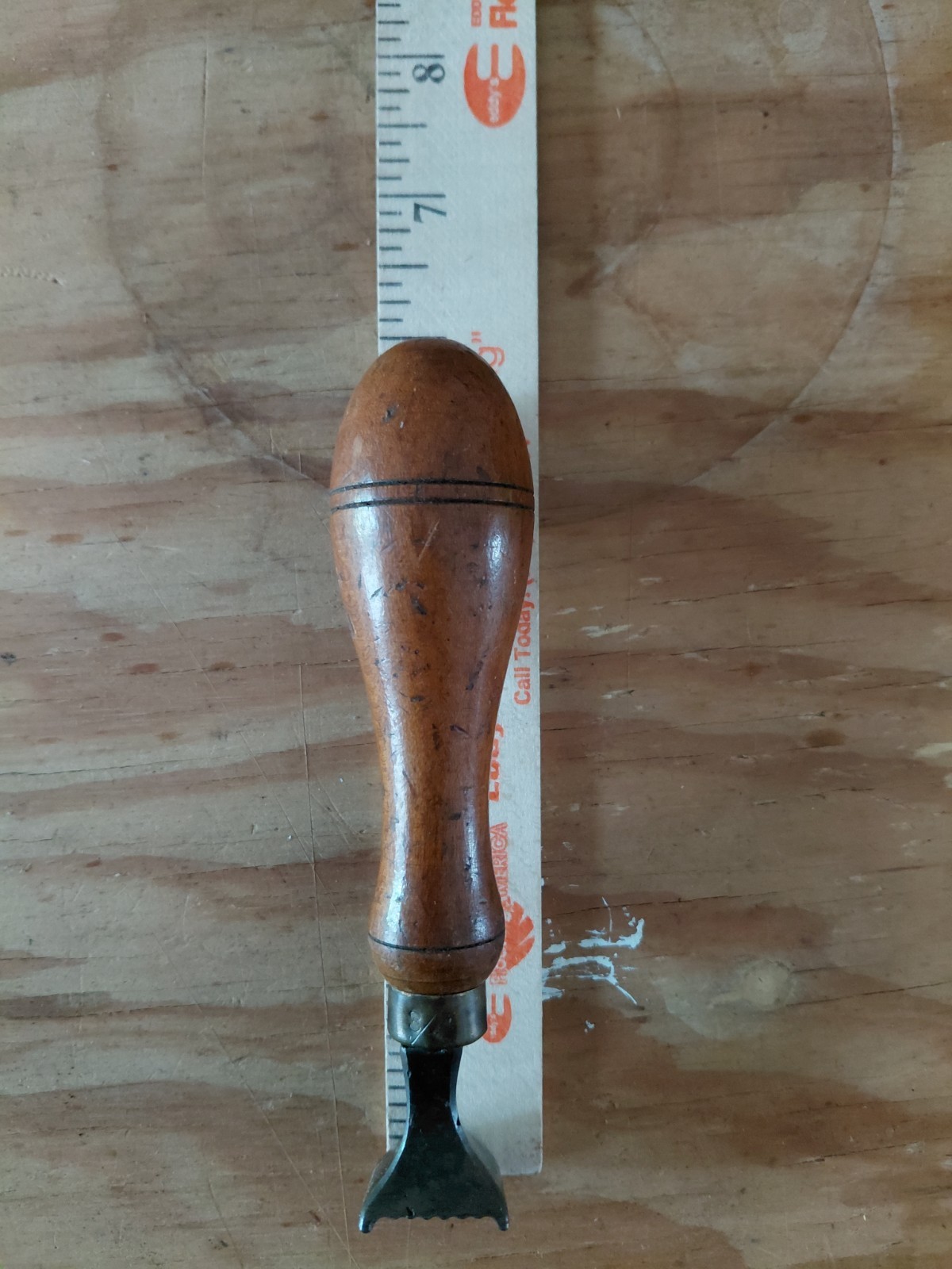 Vintage tack puller lifter wooden handle