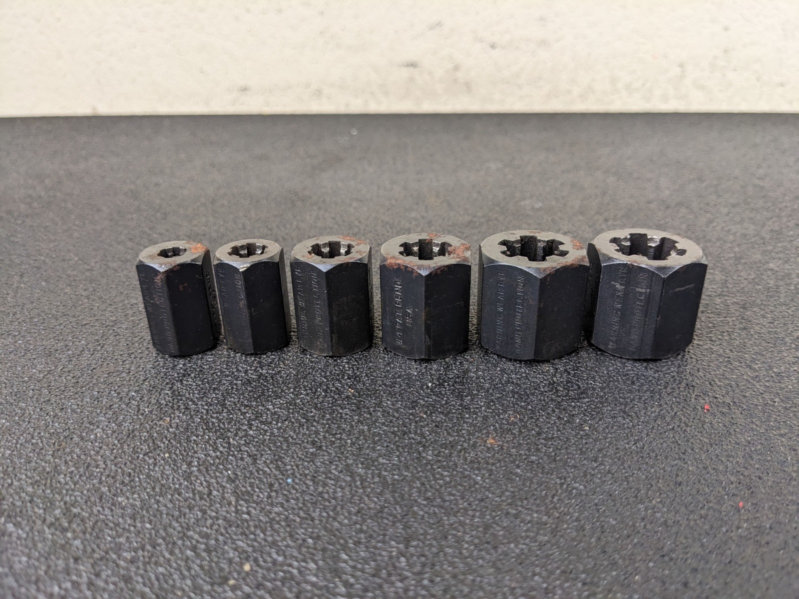 #bp460 Lisle Tool 19250 6pc Stuck Bolt Nut and Stud Remover Set