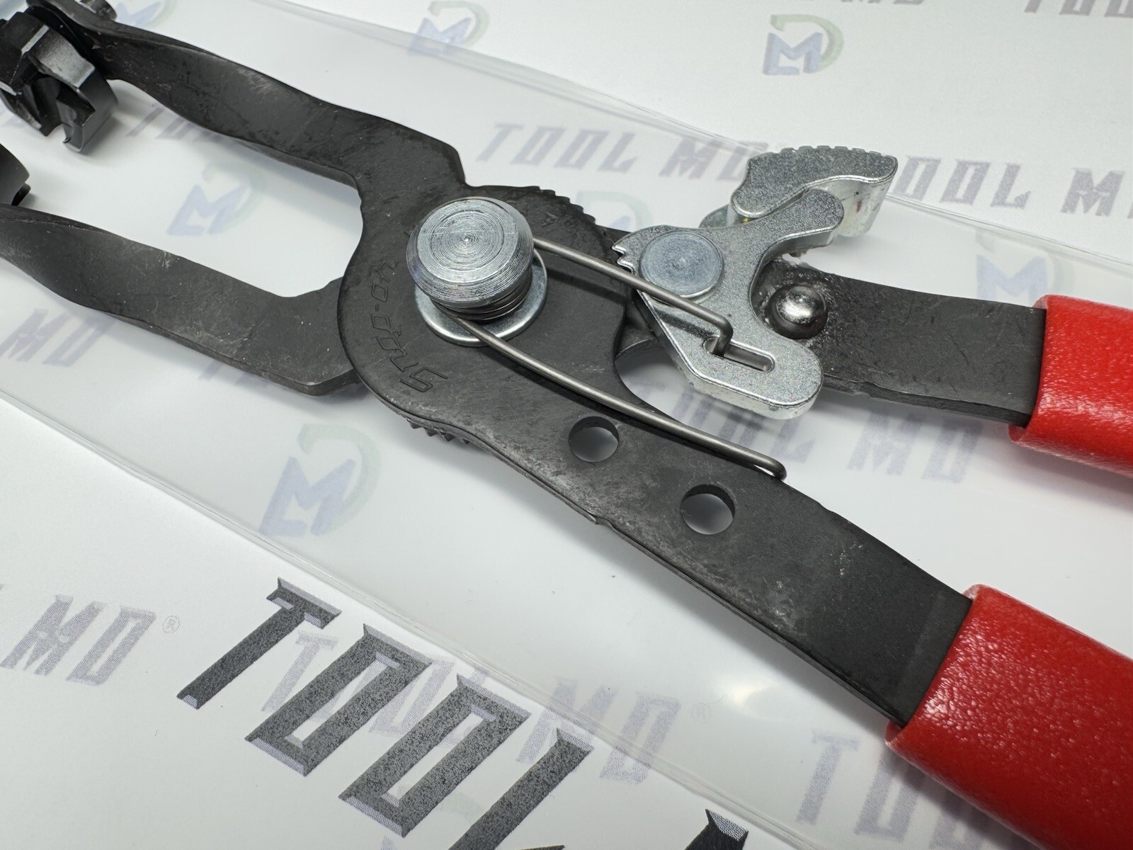 Snap-on Tools USA NEW RED 9″ Universal Hose Clamp Pliers HCP11