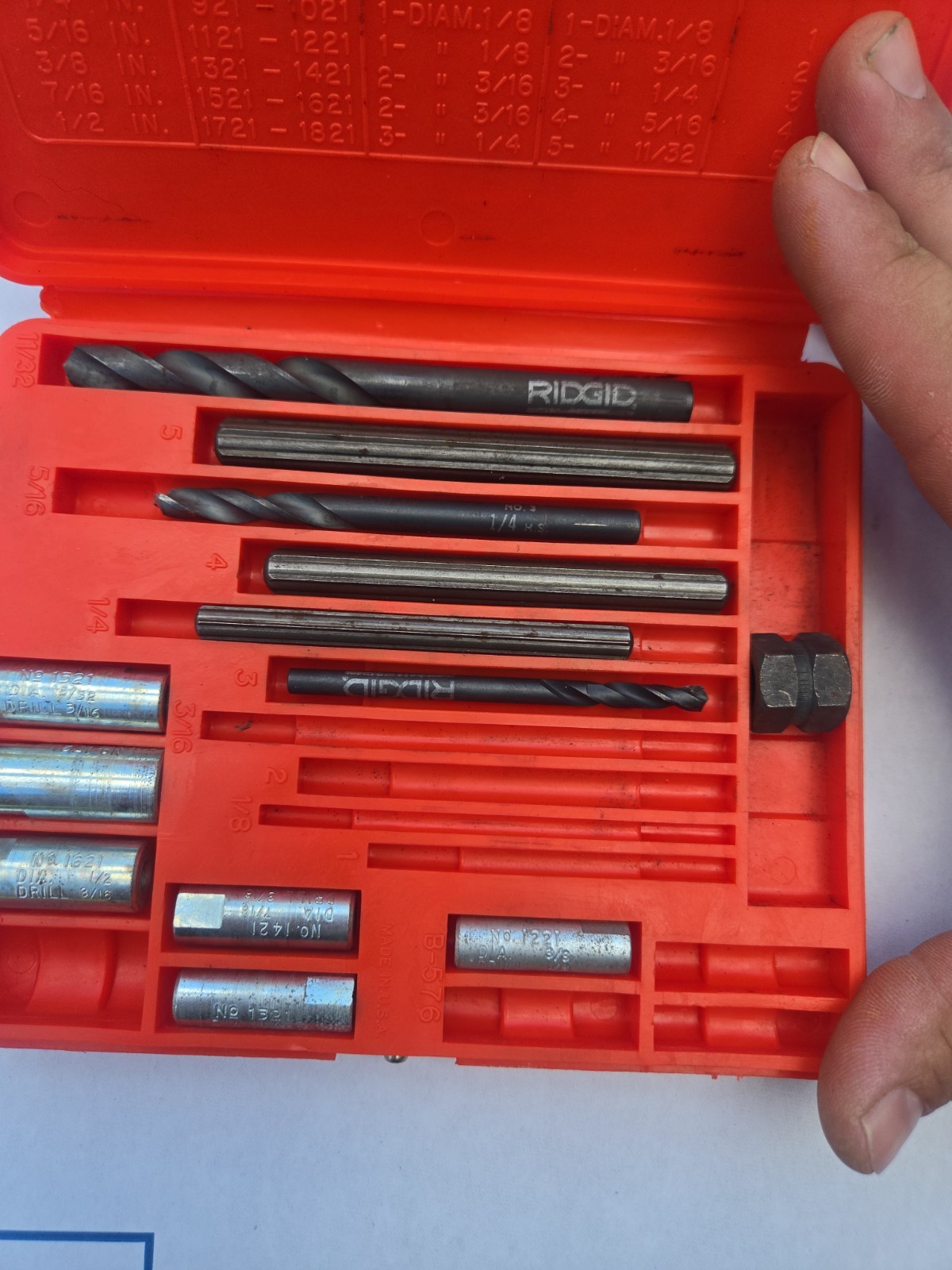 BLUE POINT No. 1020 Screw Extractor Set, MISSING PIECES, PARTIAL SET, AS IS