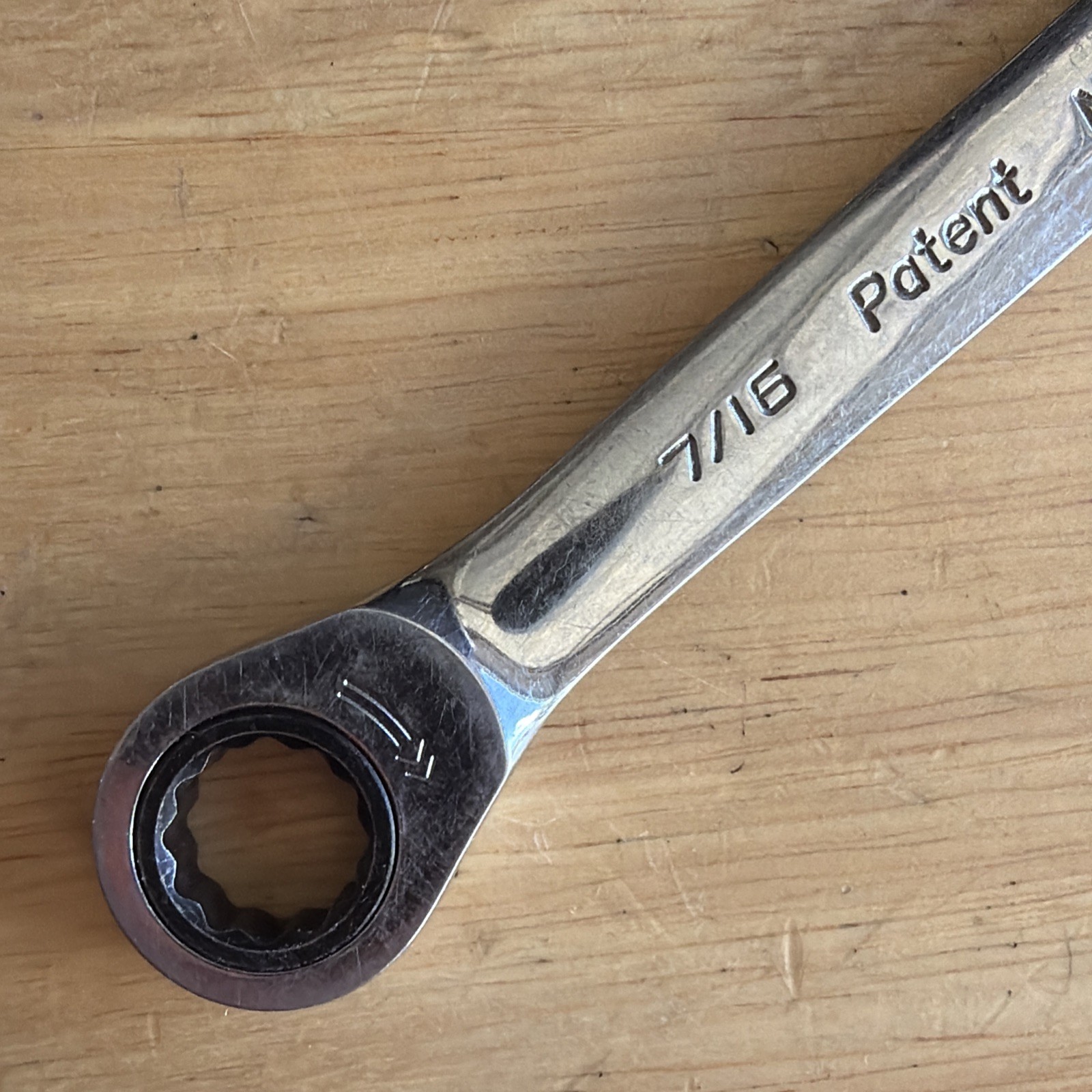 Husky Pro Tools 7/16″ x 1/2″ Ratcheting Double Box End Wrench 12 Point 65484
