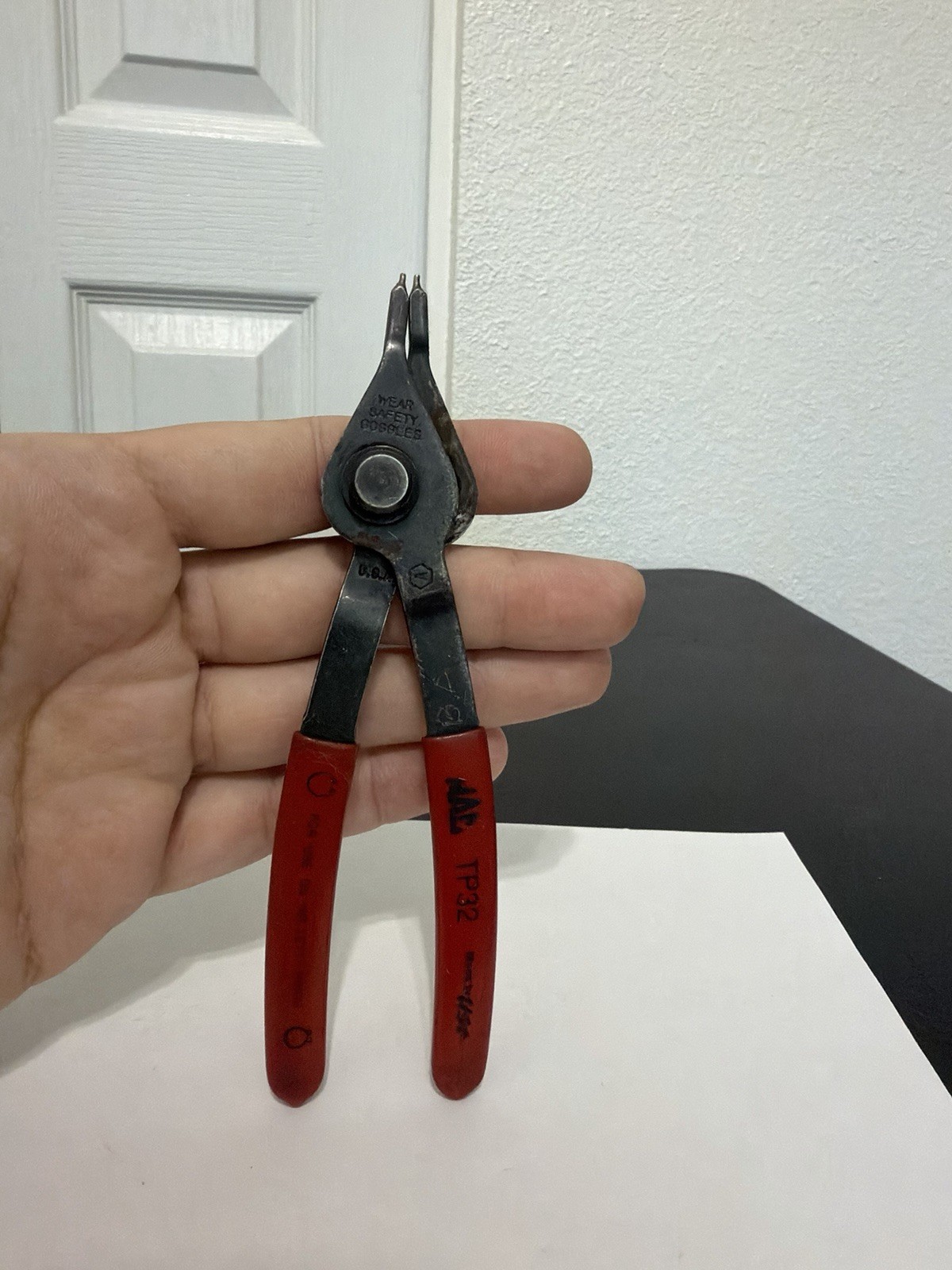 MAC TOOLS TP32, SNAP – RING PLIERS, 6″ LONG *REVERSIBLE*