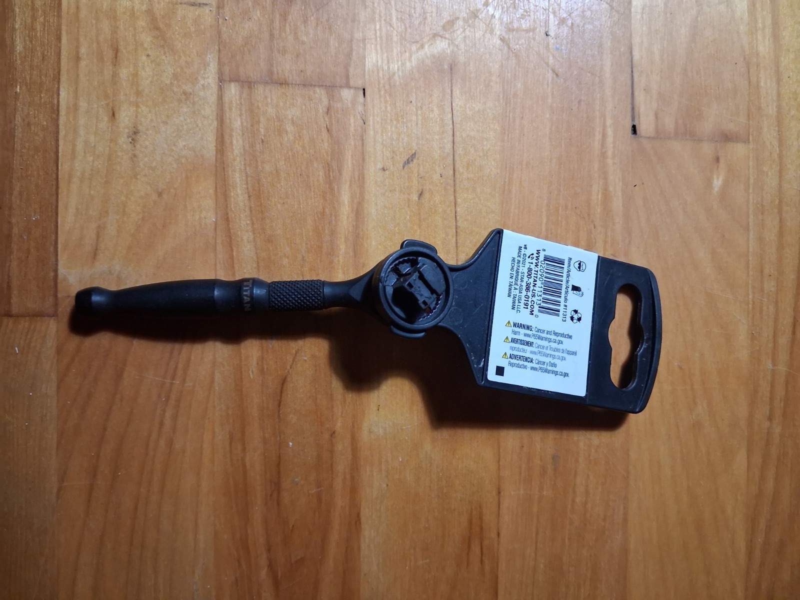 Titan 11313 1/4″ Drive Swivel Head Micro Ratchet Black
