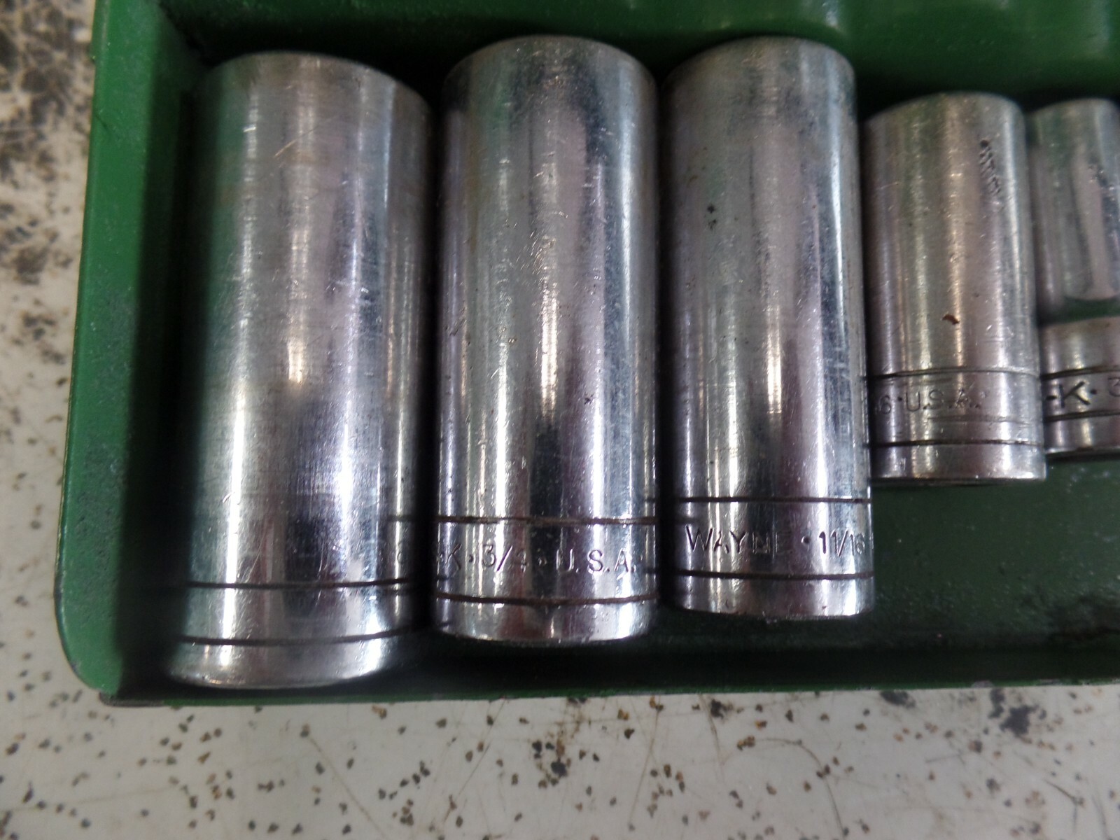 Vintage S-K Professional Tools 3/8″ SAE Socket Set INCOMPLETE/MIXED w Metal Case