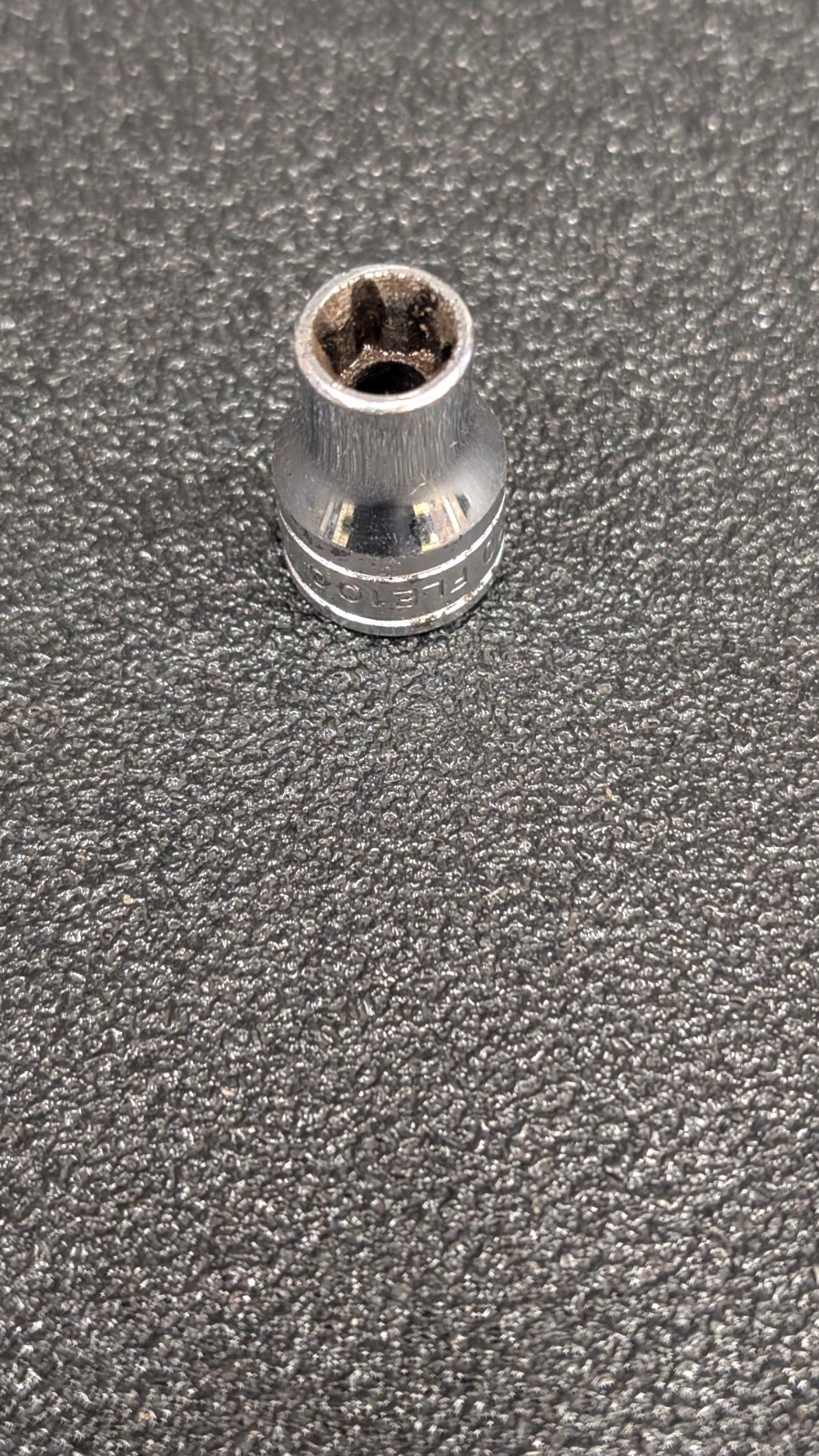 SNAP-ON FLE100 3/8″ Drive 10mm E10 External Invertel Torx Socket