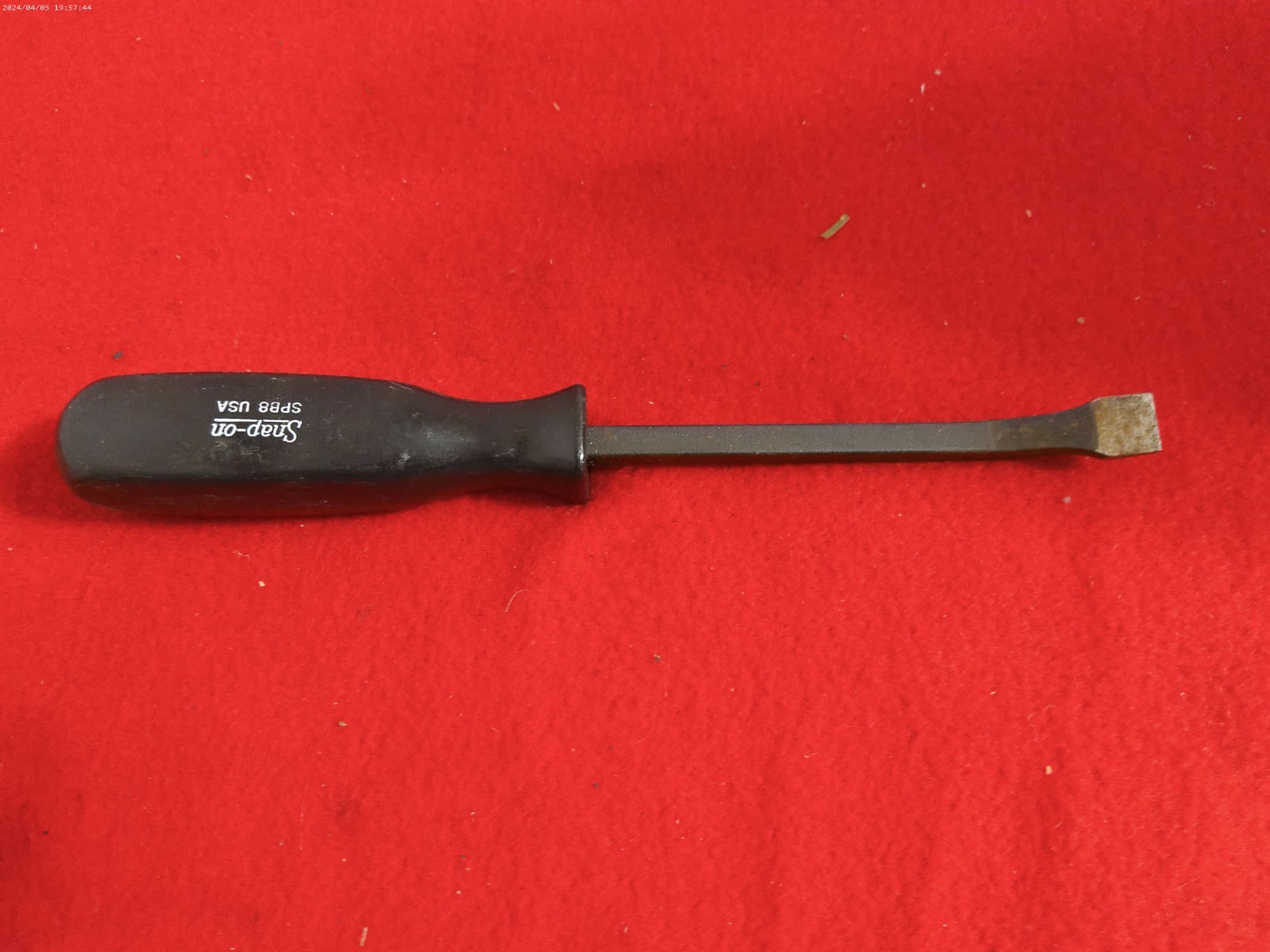 Nos Snap On Red 8″ black SPB8A Hard Handle Pry Bar (Vintage)